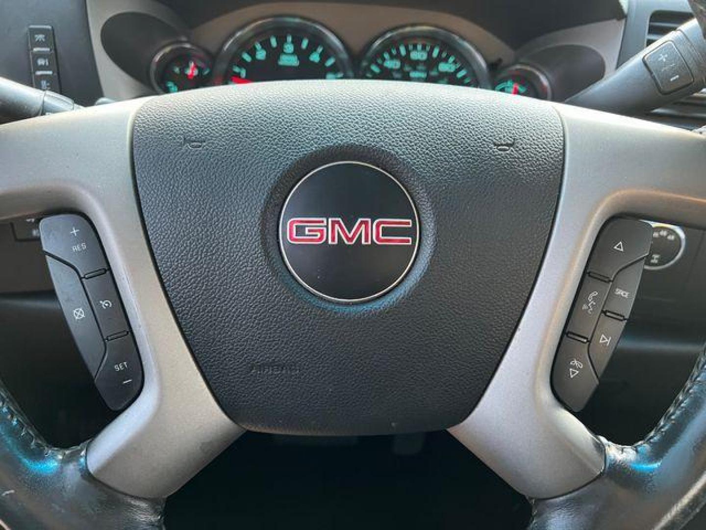 2012 WHITE /Black GMC SIERRA 1500 SLE (3GTP2VE75CG) with an 5.3L engine, Automatic transmission, located at 2990 Old Orchard Rd., Jackson, MO, 63755, 37.354214, -89.612106 - Photo#21