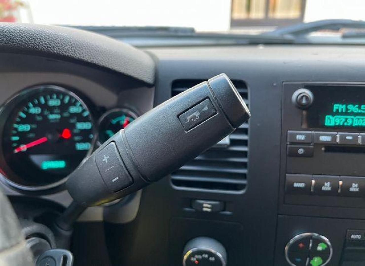 2012 WHITE /Black GMC SIERRA 1500 SLE (3GTP2VE75CG) with an 5.3L engine, Automatic transmission, located at 2990 Old Orchard Rd., Jackson, MO, 63755, 37.354214, -89.612106 - Photo#22