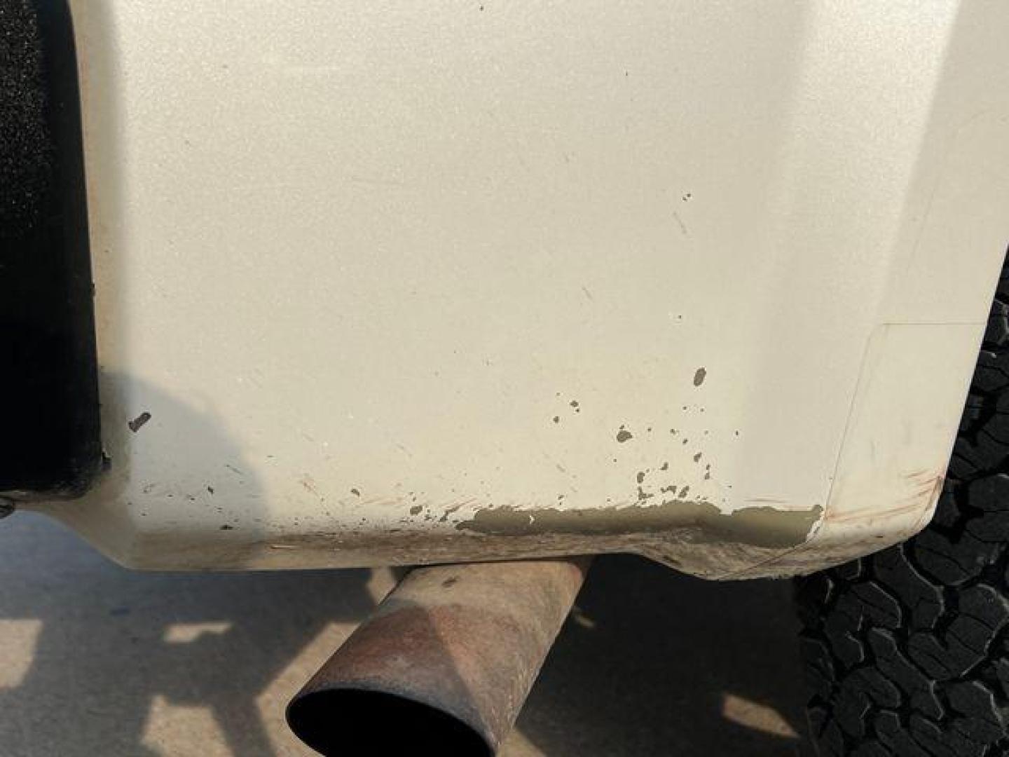 2012 WHITE /Black GMC SIERRA 1500 SLE (3GTP2VE75CG) with an 5.3L engine, Automatic transmission, located at 2990 Old Orchard Rd., Jackson, MO, 63755, 37.354214, -89.612106 - Photo#38