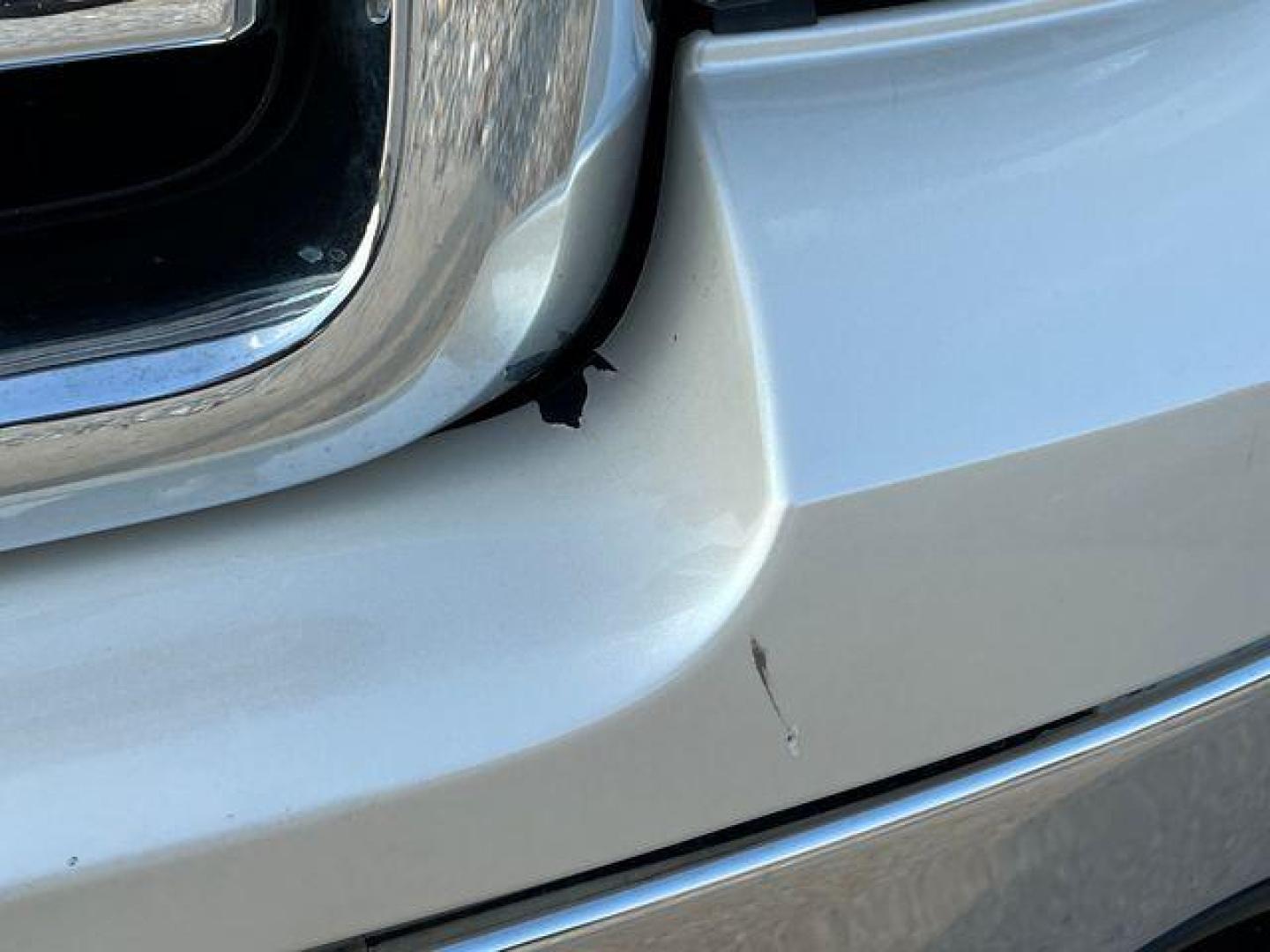 2012 WHITE /Black GMC SIERRA 1500 SLE (3GTP2VE75CG) with an 5.3L engine, Automatic transmission, located at 2990 Old Orchard Rd., Jackson, MO, 63755, 37.354214, -89.612106 - Photo#42