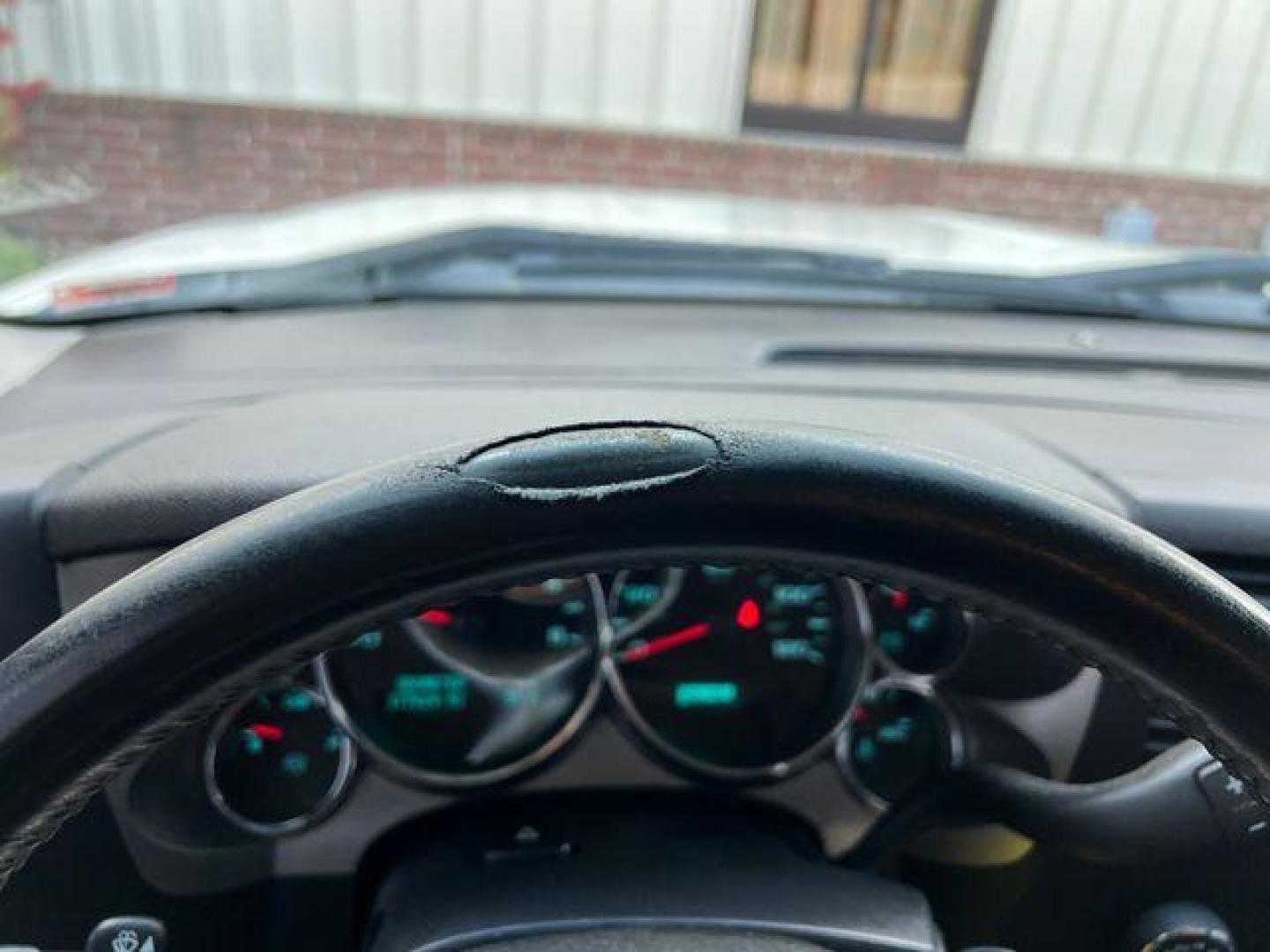 2012 WHITE /Black GMC SIERRA 1500 SLE (3GTP2VE75CG) with an 5.3L engine, Automatic transmission, located at 2990 Old Orchard Rd., Jackson, MO, 63755, 37.354214, -89.612106 - Photo#45