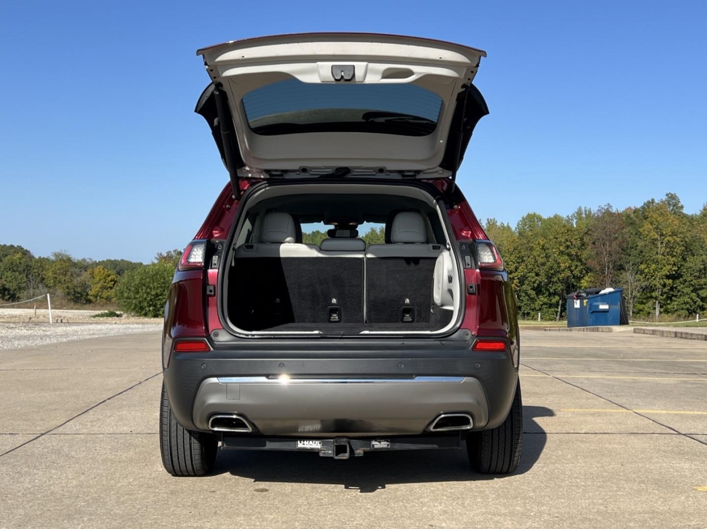 2020 MAROON /Tan Leather JEEP CHEROKEE LIMITED (1C4PJLDX3LD) with an 3.2L V6 engine, Automatic transmission, located at 506 S. Kingshighway, Cape Girardeau, MO, 63703, (573) 235-5000, 37.294991, -89.553635 - 2020 Jeep Cherokee Limited 1-Owner 119xxx miles Front Wheel Drive 3.2L V6 Automatic Leather Power/Heated/Cooled Seats Heated Steering Wheel Backup Camera Bluetooth Cruise Remote Start Power Windows/Locks/Mirrors We have financing available and we accept trades! Fill out a credit applic - Photo#19