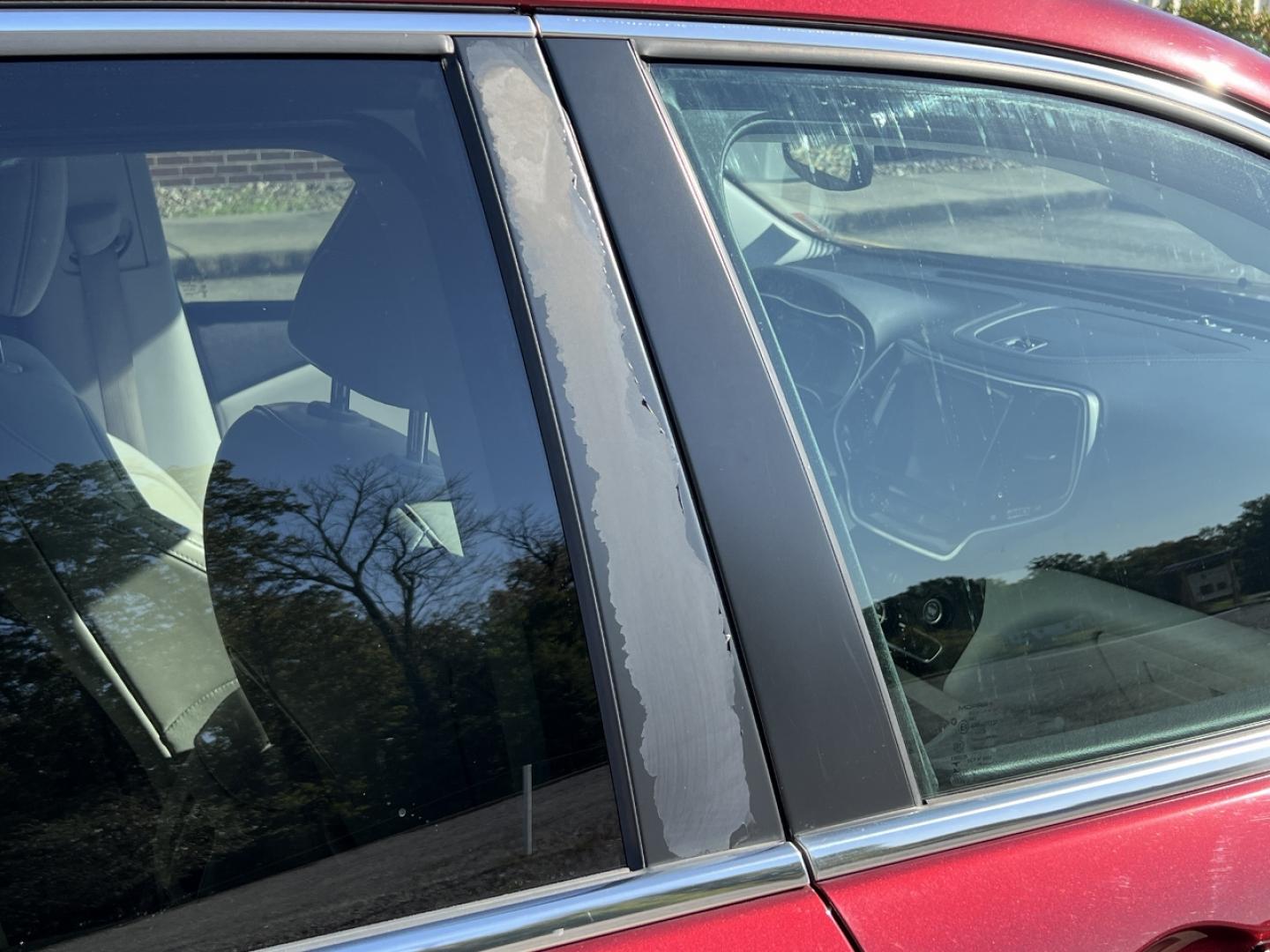 2020 MAROON /Tan Leather JEEP CHEROKEE LIMITED (1C4PJLDX3LD) with an 3.2L V6 engine, Automatic transmission, located at 506 S. Kingshighway, Cape Girardeau, MO, 63703, (573) 235-5000, 37.294991, -89.553635 - 2020 Jeep Cherokee Limited 1-Owner 119xxx miles Front Wheel Drive 3.2L V6 Automatic Leather Power/Heated/Cooled Seats Heated Steering Wheel Backup Camera Bluetooth Cruise Remote Start Power Windows/Locks/Mirrors We have financing available and we accept trades! Fill out a credit applic - Photo#45