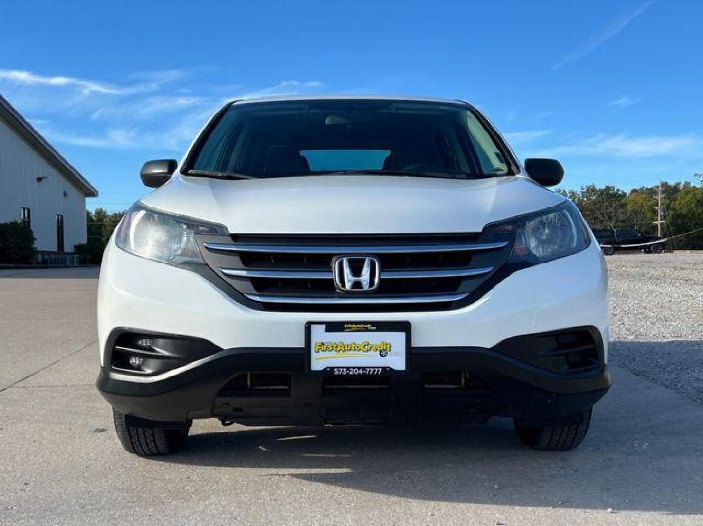 2012 WHITE /Gray HONDA CR-V LX (5J6RM3H33CL) with an 2.4L engine, Automatic transmission, located at 2990 Old Orchard Rd., Jackson, MO, 63755, 37.354214, -89.612106 - Photo#9