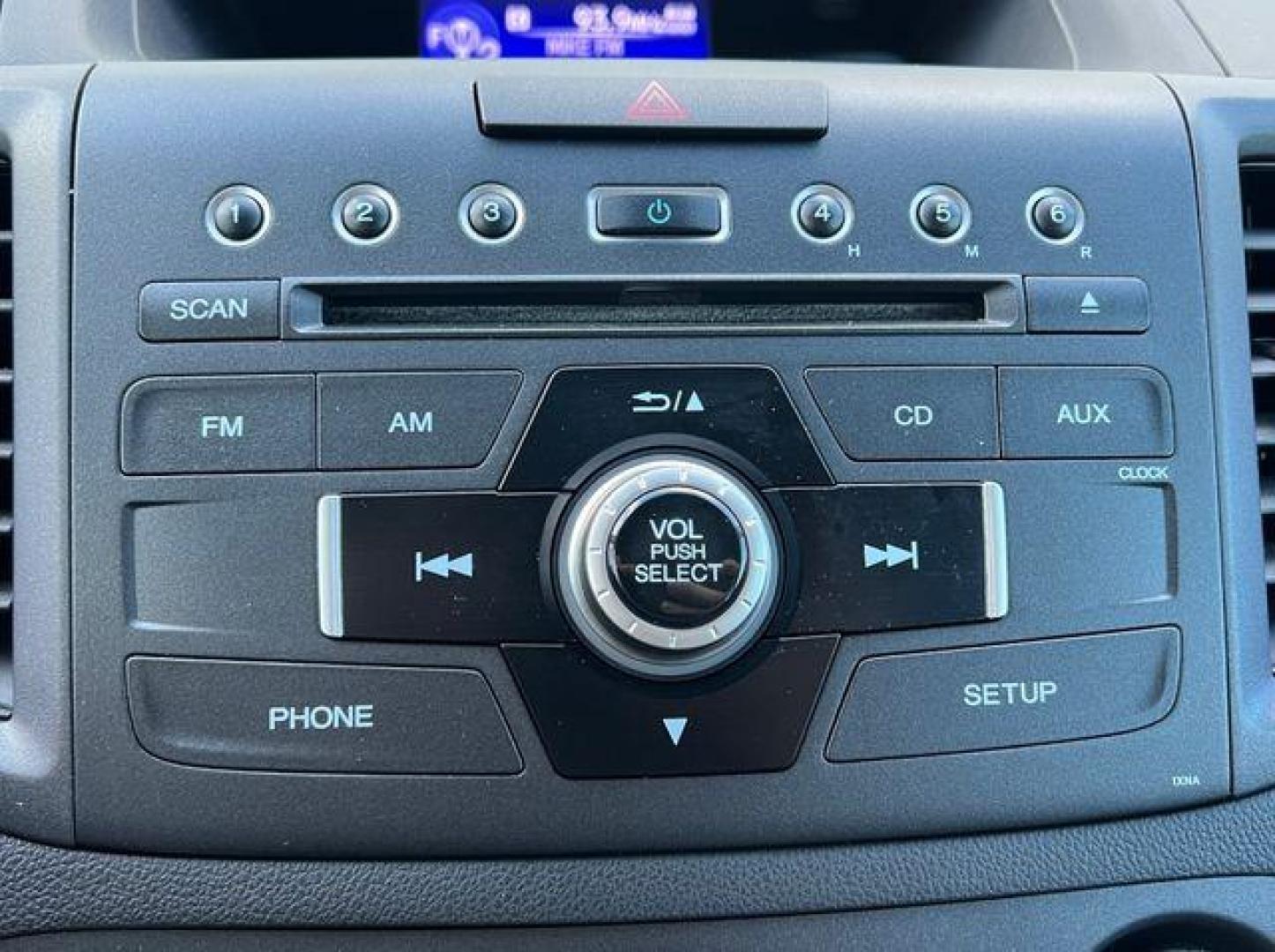 2012 WHITE /Gray HONDA CR-V LX (5J6RM3H33CL) with an 2.4L engine, Automatic transmission, located at 2990 Old Orchard Rd., Jackson, MO, 63755, 37.354214, -89.612106 - Photo#21