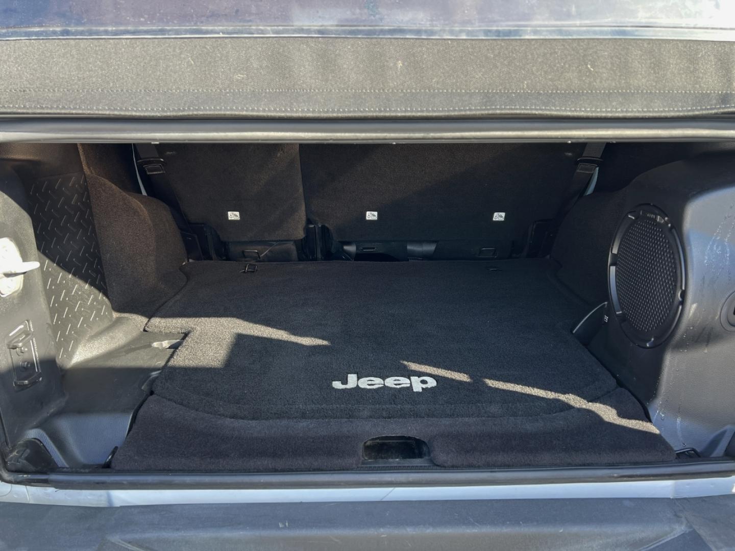 2014 WHITE /Black Cloth Jeep Wrangler Unlimited Sahara (1C4BJWEG1EL) with an 3.6L V6 engine, Automatic transmission, located at 506 S. Kingshighway, Cape Girardeau, MO, 63703, (573) 235-5000, 37.294991, -89.553635 - 2014 Jeep Wrangler Unlimited Sahara Only 48xxx miles 4x4 3.6L V6 Automatic Local Trade-In 20" Wheels Cruise Power Windows/Locks/Mirrors We have financing available and we accept trades! Fill out a credit application on our website or come by today! If you have any questions, give us a call - Photo#17