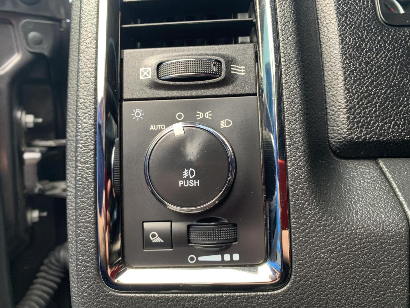 2015 GRAY /Black Leather/Cloth RAM 1500 SPORT (1C6RR7MT7FS) with an 5.7L V8 engine, Automatic transmission, located at 506 S. Kingshighway, Cape Girardeau, MO, 63703, (573) 235-5000, 37.294991, -89.553635 - 2015 Ram 1500 Sport 167xxx miles 4x4 5.7L V8 Automatic Leather Navigation Backup Camera Heated Seats Heated Steering Wheel Power Driver Seat Power Running Boards Bluetooth 20" Wheels Cruise Remote Start Power Windows/Locks/Mirrors We have financing available and we accept trades! Fi - Photo#22
