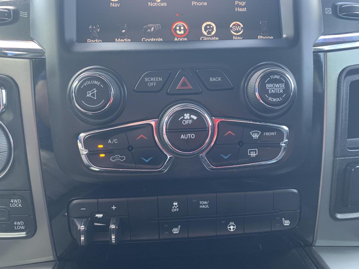 2015 GRAY /Black Leather/Cloth RAM 1500 SPORT (1C6RR7MT7FS) with an 5.7L V8 engine, Automatic transmission, located at 506 S. Kingshighway, Cape Girardeau, MO, 63703, (573) 235-5000, 37.294991, -89.553635 - 2015 Ram 1500 Sport 167xxx miles 4x4 5.7L V8 Automatic Leather Navigation Backup Camera Heated Seats Heated Steering Wheel Power Driver Seat Power Running Boards Bluetooth 20" Wheels Cruise Remote Start Power Windows/Locks/Mirrors We have financing available and we accept trades! Fi - Photo#29