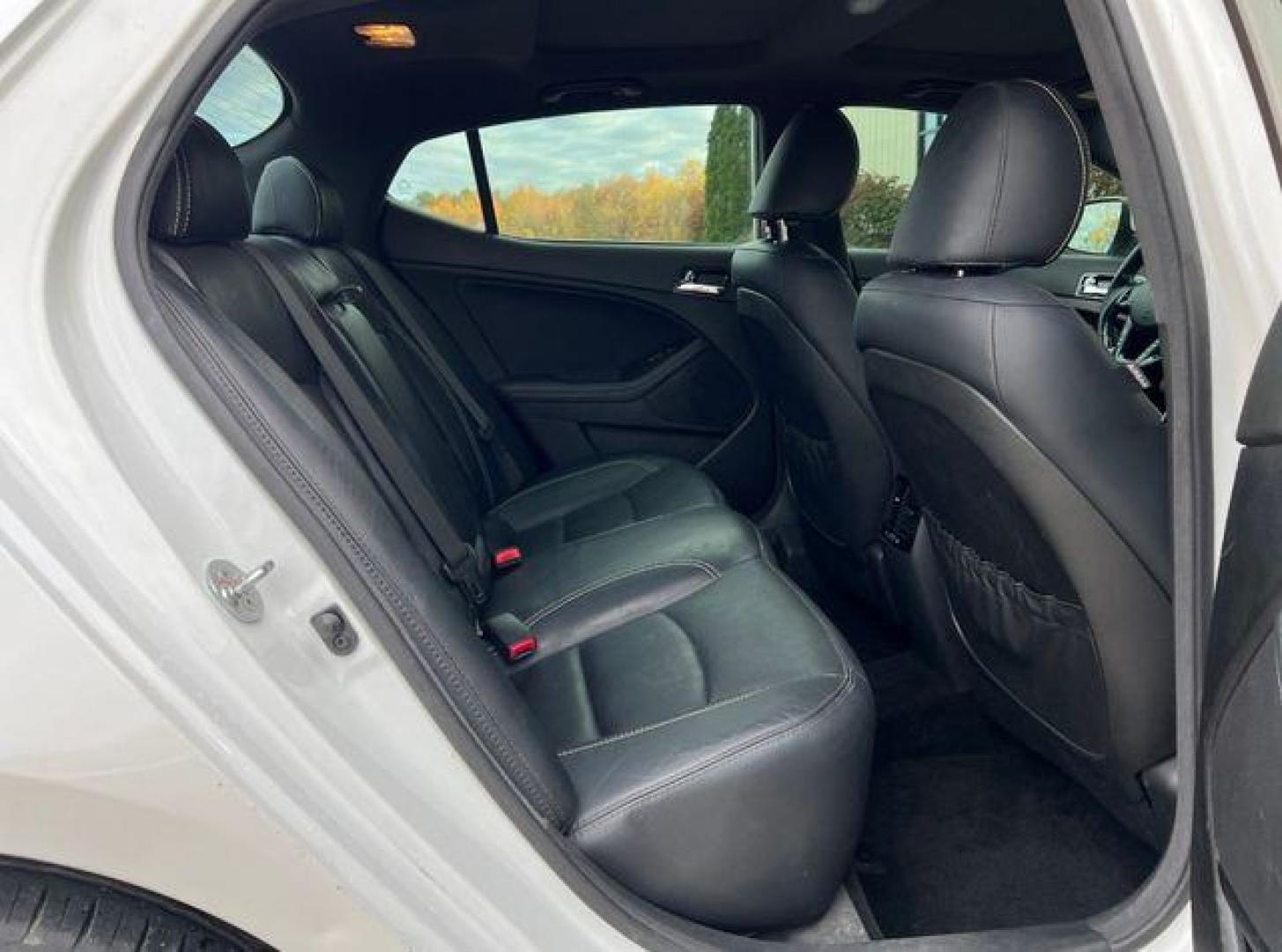 2013 WHITE /Black KIA OPTIMA SXL (5XXGR4A60DG) with an 2.0L engine, Automatic transmission, located at 2990 Old Orchard Rd., Jackson, MO, 63755, 37.354214, -89.612106 - Photo#19