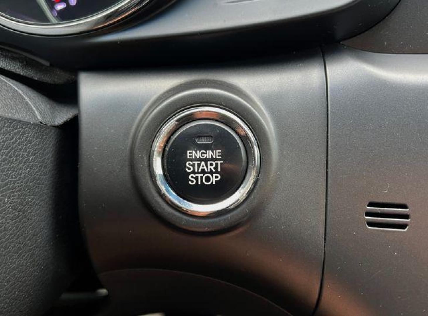 2013 WHITE /Black KIA OPTIMA SXL (5XXGR4A60DG) with an 2.0L engine, Automatic transmission, located at 2990 Old Orchard Rd., Jackson, MO, 63755, 37.354214, -89.612106 - Photo#24