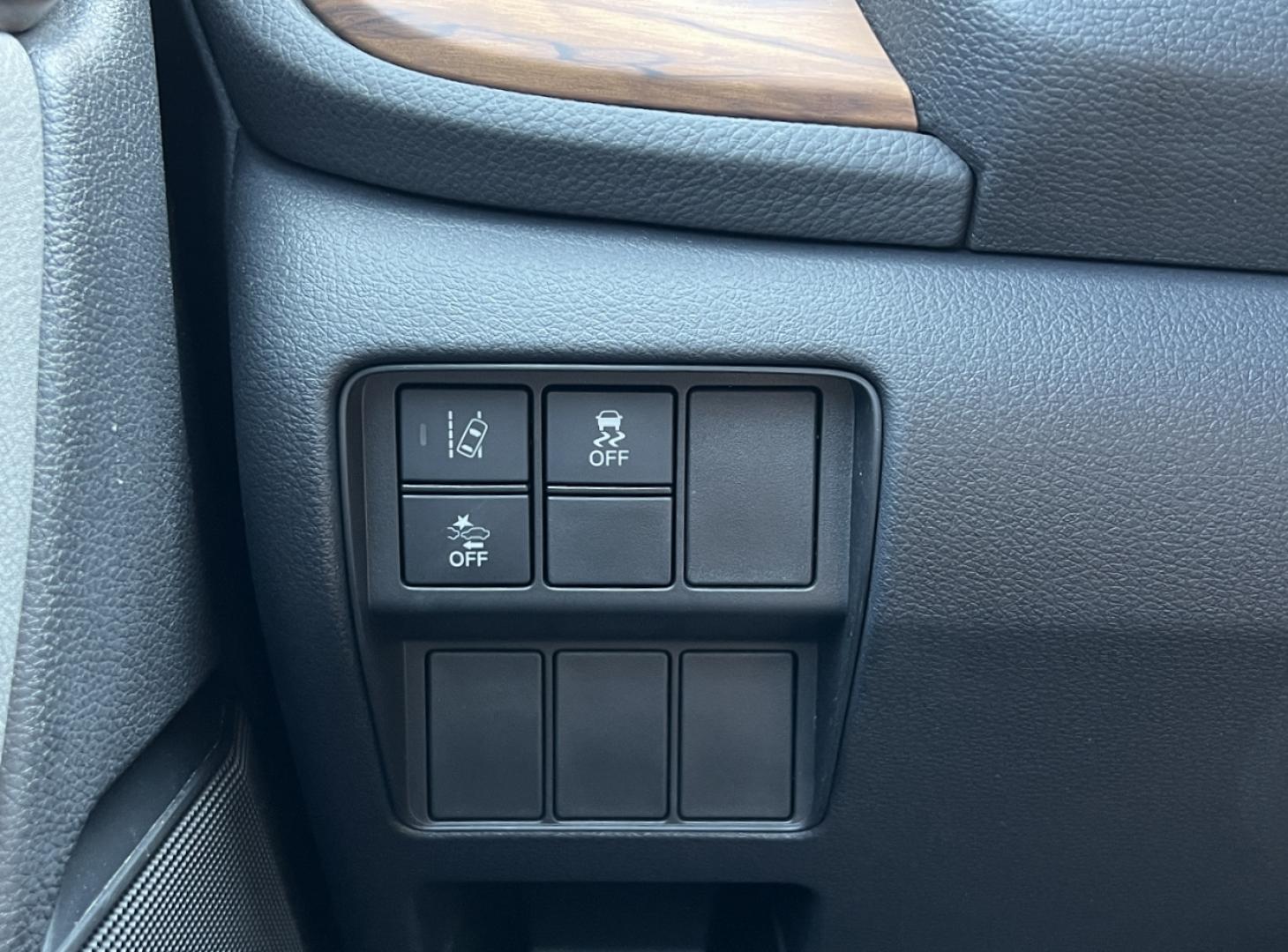 2021 BLUE /Gray Cloth HONDA CR-V EX (7FART6H57ME) with an 2.0L 4 Cyl. engine, Continuously Variable transmission, located at 506 S. Kingshighway, Cape Girardeau, MO, 63703, (573) 235-5000, 37.294991, -89.553635 - 2021 Honda CR-V HYBRID EX 1-Owner 95xxx miles All Wheel Drive 2.0L 4 Cyl. Hybrid Automatic Backup Camera Sunroof Heated Seats Power Driver Seat Bluetooth Cruise Power Windows/Locks/Mirrors We have financing available and we accept trades! Fill out a credit application on our website or - Photo#31