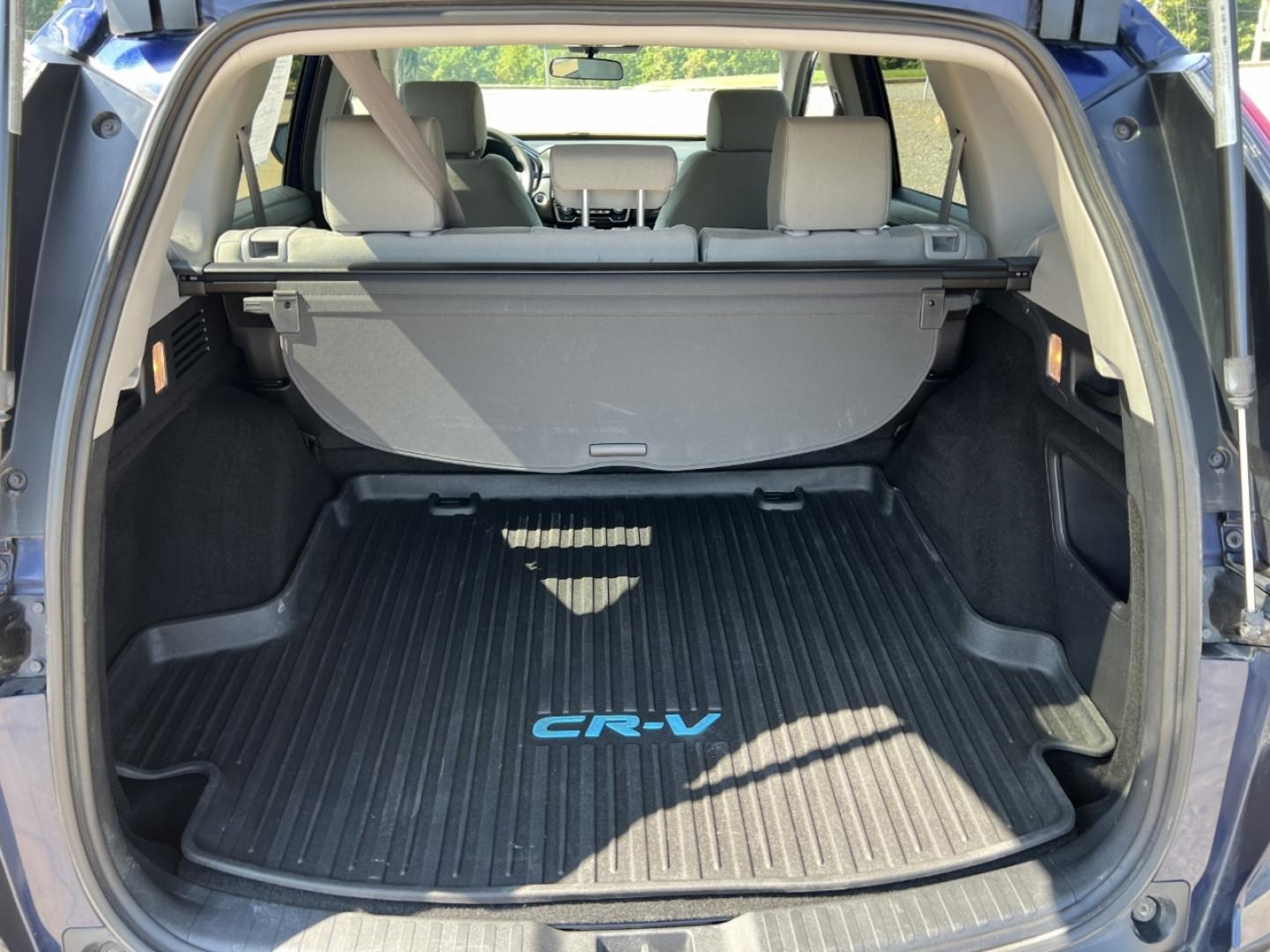 2021 BLUE /Gray Cloth HONDA CR-V EX (7FART6H57ME) with an 2.0L 4 Cyl. engine, Continuously Variable transmission, located at 506 S. Kingshighway, Cape Girardeau, MO, 63703, (573) 235-5000, 37.294991, -89.553635 - 2021 Honda CR-V HYBRID EX 1-Owner 95xxx miles All Wheel Drive 2.0L 4 Cyl. Hybrid Automatic Backup Camera Sunroof Heated Seats Power Driver Seat Bluetooth Cruise Power Windows/Locks/Mirrors We have financing available and we accept trades! Fill out a credit application on our website or - Photo#21