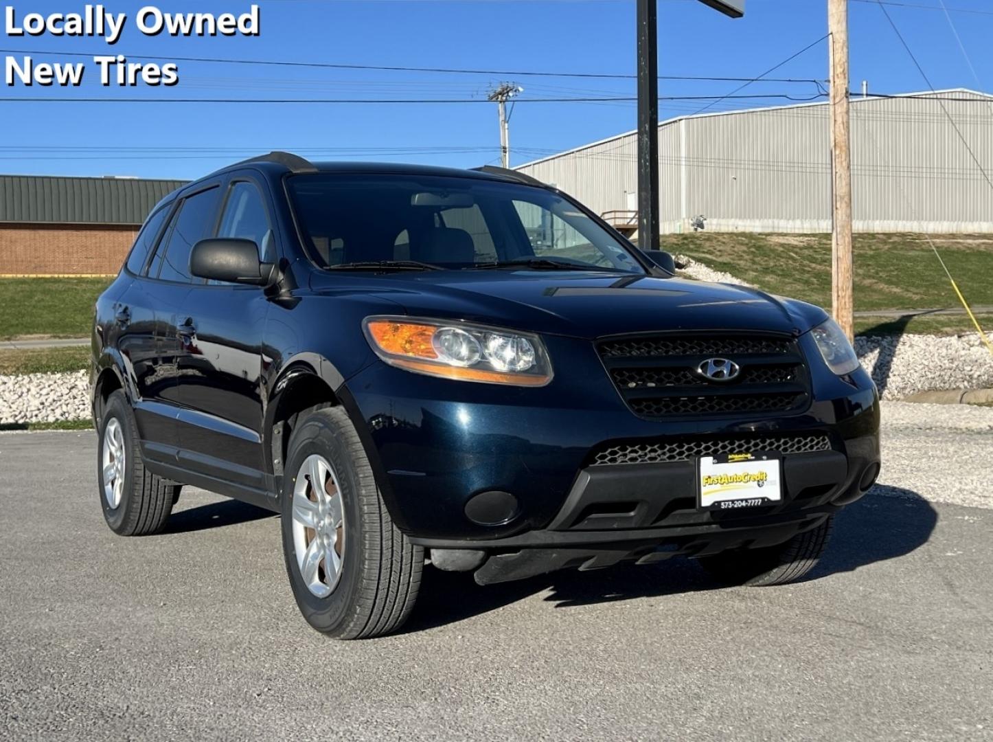 2009 NAVY /Gray HYUNDAI SANTA FE GLS (5NMSG13D79H) with an 2.7L engine, Automatic transmission, located at 2990 Old Orchard Rd., Jackson, MO, 63755, 37.354214, -89.612106 - Photo#0