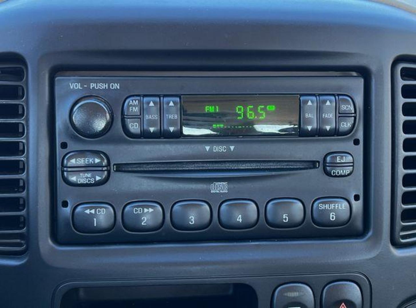 2003 WHITE /Tan FORD ESCAPE XLS (1FMYU02163K) with an 3.0L engine, Automatic transmission, located at 2990 Old Orchard Rd., Jackson, MO, 63755, 37.354214, -89.612106 - Photo#22