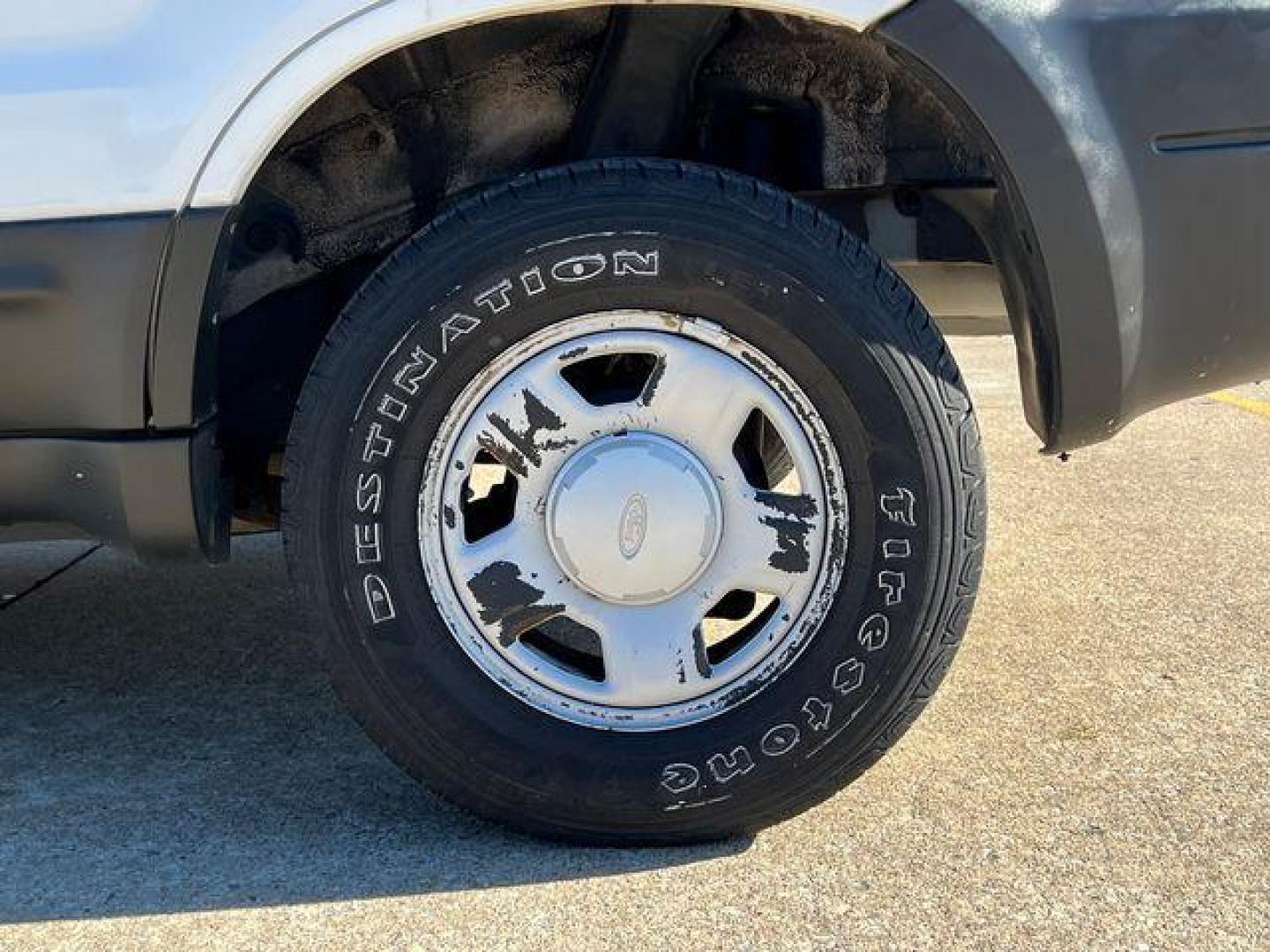 2003 WHITE /Tan FORD ESCAPE XLS (1FMYU02163K) with an 3.0L engine, Automatic transmission, located at 2990 Old Orchard Rd., Jackson, MO, 63755, 37.354214, -89.612106 - Photo#28