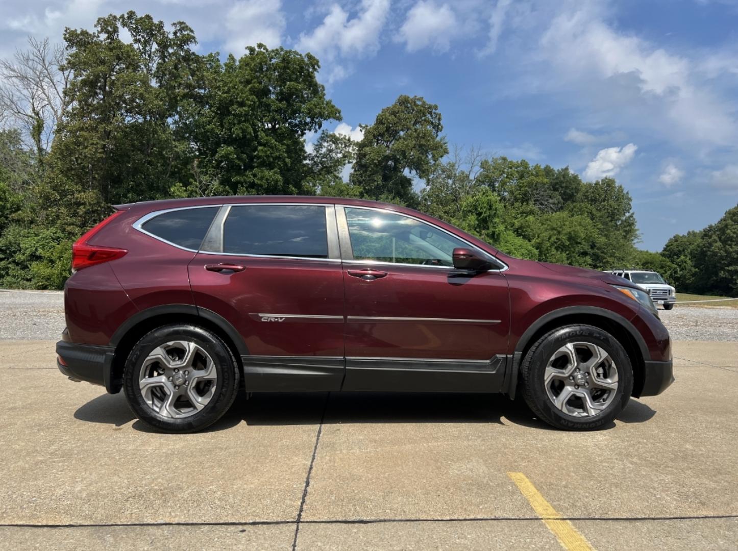 2019 MAROON /Gray Leather HONDA CR-V EXL (7FARW1H85KE) with an 1.5L 4 Cyl. engine, Continuously Variable transmission, located at 2990 Old Orchard Rd., Jackson, MO, 63755, 37.354214, -89.612106 - 2019 Honda CR-V EX-L 112xxx miles Front Wheel Drive 1.5L 4 Cyl. Automatic Leather Backup Camera Power/Heated Seats Sunroof Bluetooth Remote Start Cruise Power Windows/Locks/Mirrors We have financing available and we accept trades! Fill out a credit application on our website or come by - Photo#9