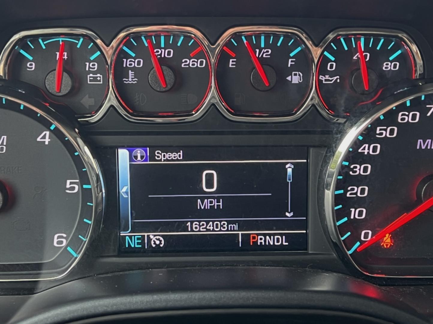 2018 BLACK /BLACK LEATHER GMC SIERRA 1500 SLT (3GTU2NEC3JG) with an 5.3L V8 engine, Automatic transmission, located at 2990 Old Orchard Rd., Jackson, MO, 63755, 37.354214, -89.612106 - 2018 GMC Sierra 1500 SLT 162xxx miles 4x4 5.3L V8 Automatic Leather New Tires Backup Camera Power/Heated Seats Bluetooth Cruise Power Windows/Locks/Mirrors We have financing available and we accept trades! Fill out a credit application on our website or come by today! If you have any qu - Photo#23
