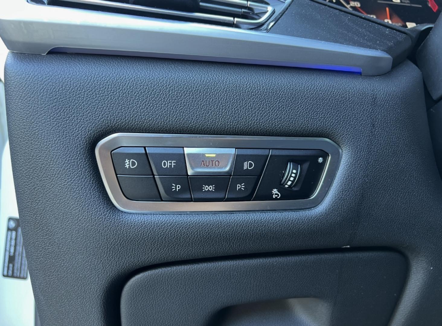 2021 WHITE /Black Leather BMW X7 M50I (5UXCX6C0XM9) with an 4.4L V8 engine, Automatic transmission, located at 2990 Old Orchard Rd., Jackson, MO, 63755, 37.354214, -89.612106 - 2021 BMW X7 M50I 61xxx miles All Wheel Drive 4.4L V8 Automatic Leather 3rd Row Navigation Power/Heated/Cooled Seats Heated Rear Seats Heated Steering Wheel Backup Camera Sunroof Bluetooth Cruise Power Windows/Locks/Mirrors We have financing available and we accept trades! Fill out a - Photo#38