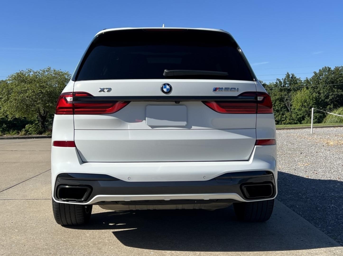 2021 WHITE /Black Leather BMW X7 M50I (5UXCX6C0XM9) with an 4.4L V8 engine, Automatic transmission, located at 2990 Old Orchard Rd., Jackson, MO, 63755, 37.354214, -89.612106 - 2021 BMW X7 M50I 61xxx miles All Wheel Drive 4.4L V8 Automatic Leather 3rd Row Navigation Power/Heated/Cooled Seats Heated Rear Seats Heated Steering Wheel Backup Camera Sunroof Bluetooth Cruise Power Windows/Locks/Mirrors We have financing available and we accept trades! Fill out a - Photo#13