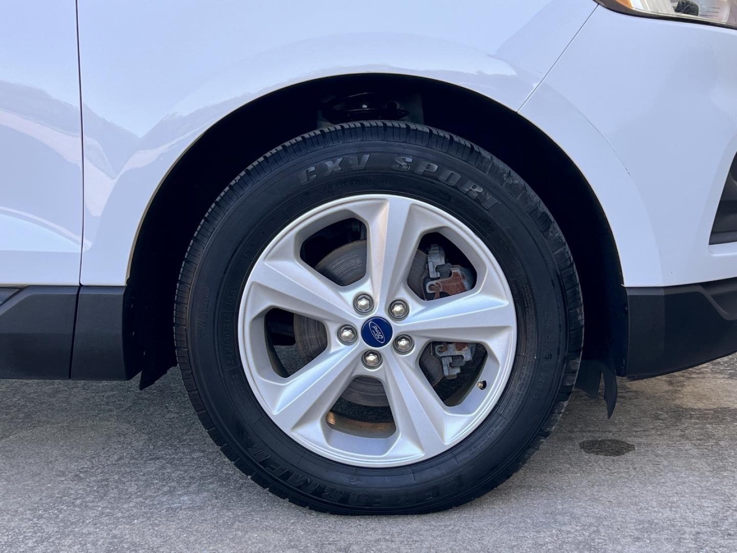 2020 WHITE FORD EDGE SE (2FMPK3G98LB) with an 2.0L 4 Cyl. engine, Automatic transmission, located at 2990 Old Orchard Rd., Jackson, MO, 63755, 37.354214, -89.612106 - 2020 Ford Edge SE 1-Owner 127xxx miles Front Wheel Drive 2.0L 4 Cyl. Automatic Backup Camera Power Driver Seat Bluetooth Cruise Power Windows/Locks/Mirrors We have financing available and we accept trades! Fill out a credit application on our website or come by today! If you have any que - Photo#36