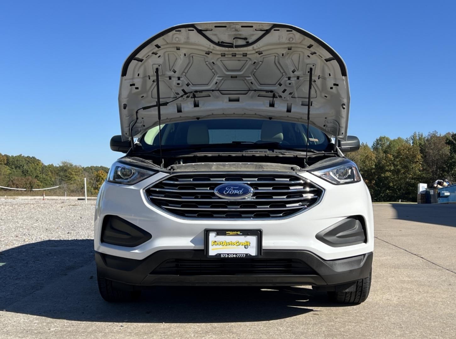 2020 WHITE FORD EDGE SE (2FMPK3G98LB) with an 2.0L 4 Cyl. engine, Automatic transmission, located at 2990 Old Orchard Rd., Jackson, MO, 63755, 37.354214, -89.612106 - 2020 Ford Edge SE 1-Owner 127xxx miles Front Wheel Drive 2.0L 4 Cyl. Automatic Backup Camera Power Driver Seat Bluetooth Cruise Power Windows/Locks/Mirrors We have financing available and we accept trades! Fill out a credit application on our website or come by today! If you have any que - Photo#30