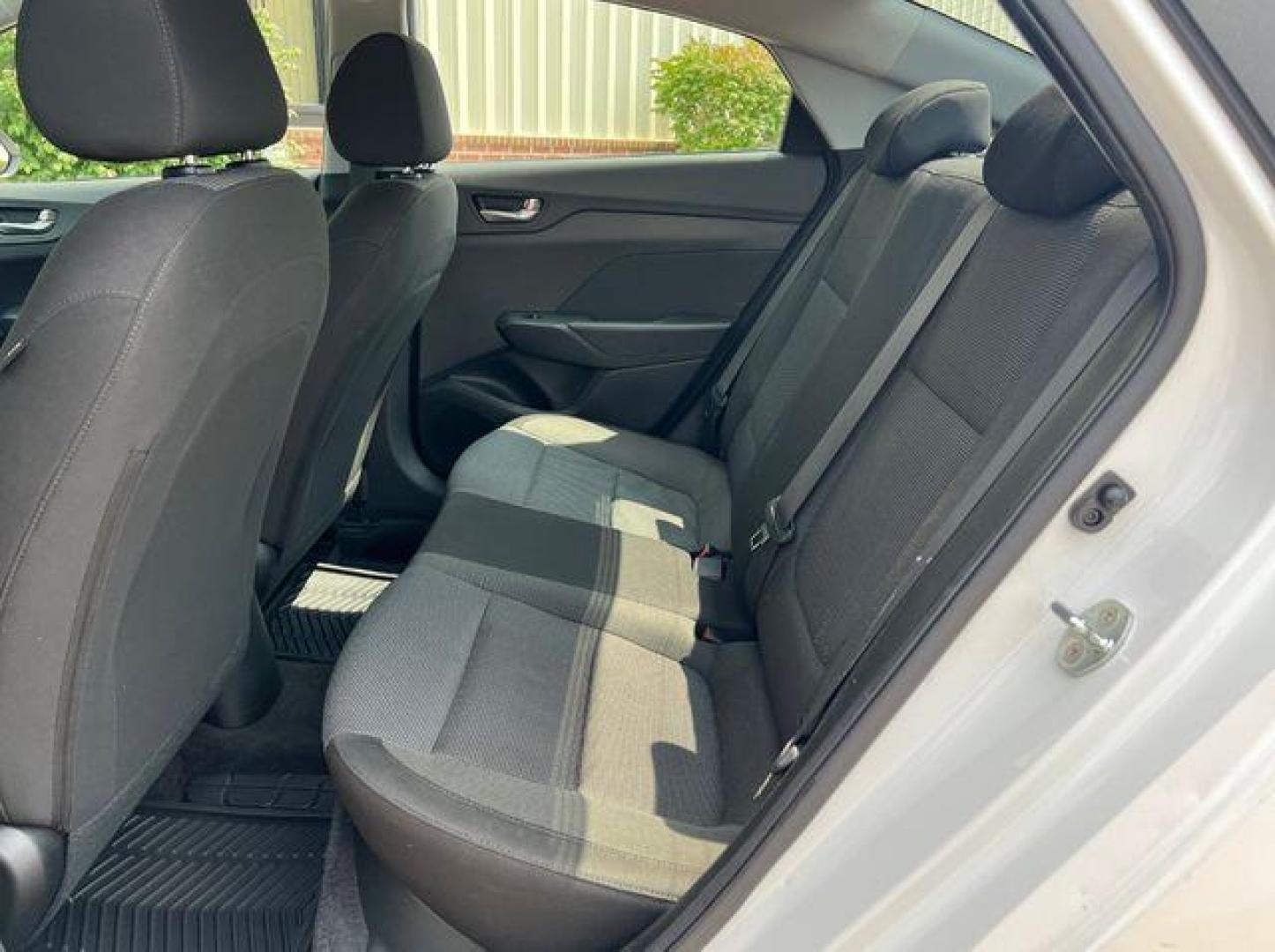 2021 WHITE /Black HYUNDAI ACCENT SE (3KPC24A6XME) with an 1.6L engine, Continuously Variable transmission, located at 2990 Old Orchard Rd., Jackson, MO, 63755, 37.354214, -89.612106 - Photo#14