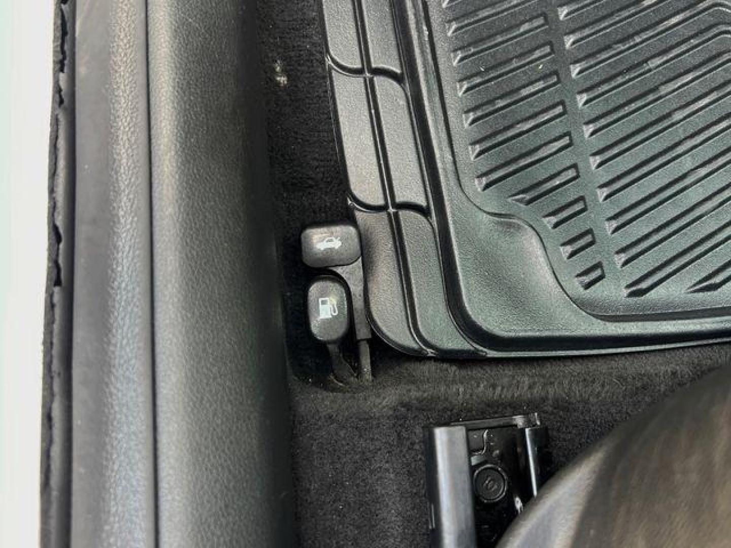 2021 WHITE /Black HYUNDAI ACCENT SE (3KPC24A6XME) with an 1.6L engine, Continuously Variable transmission, located at 2990 Old Orchard Rd., Jackson, MO, 63755, 37.354214, -89.612106 - Photo#28