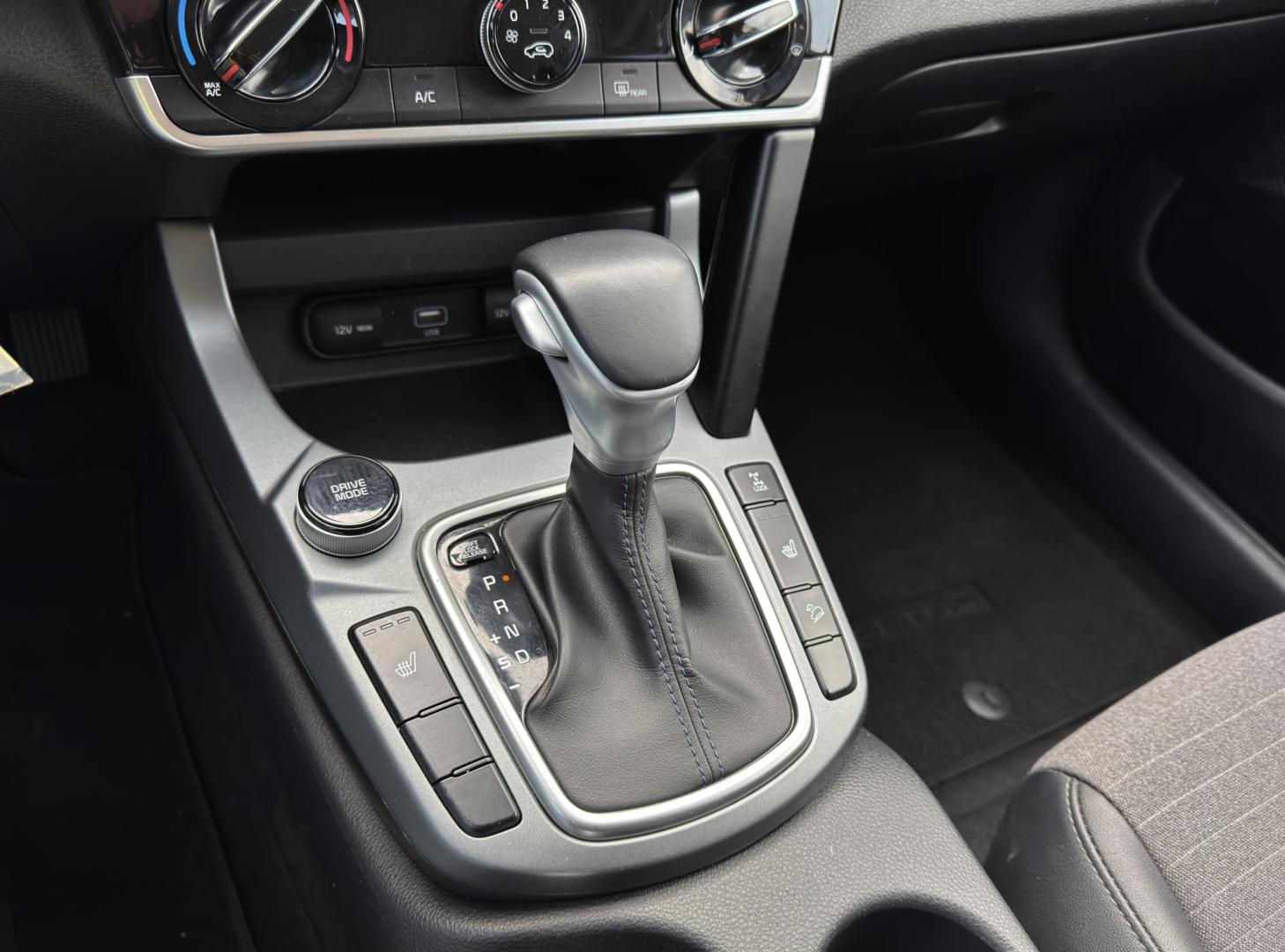 2021 GRAY /Black KIA SELTOS S (KNDEUCAA9M7) with an 2.0L 4 Cyl. engine, Continuously Variable transmission, located at 2990 Old Orchard Rd., Jackson, MO, 63755, 37.354214, -89.612106 - 2021 Kia Seltos S 72xxx miles All Wheel Drive 2.0L 4 Cyl. Automatic Backup Camera Heated Seats Bluetooth Cruise Power Windows/Locks/Mirrors We have financing available and we accept trades! Fill out a credit application on our website or come by today! If you have any questions, give us a - Photo#23