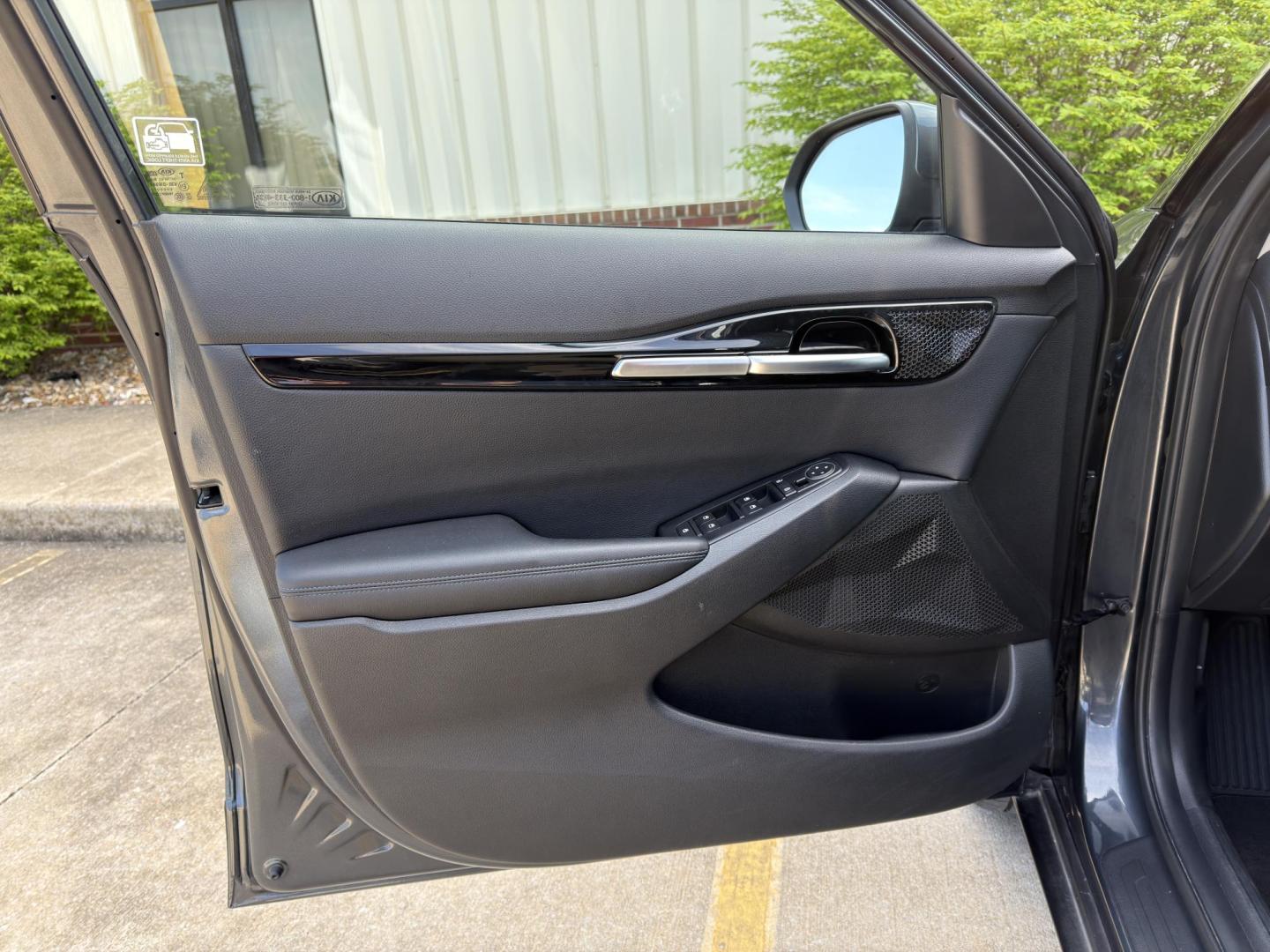 2021 GRAY /Black KIA SELTOS S (KNDEUCAA9M7) with an 2.0L 4 Cyl. engine, Continuously Variable transmission, located at 2990 Old Orchard Rd., Jackson, MO, 63755, 37.354214, -89.612106 - 2021 Kia Seltos S 72xxx miles All Wheel Drive 2.0L 4 Cyl. Automatic Backup Camera Heated Seats Bluetooth Cruise Power Windows/Locks/Mirrors We have financing available and we accept trades! Fill out a credit application on our website or come by today! If you have any questions, give us a - Photo#11