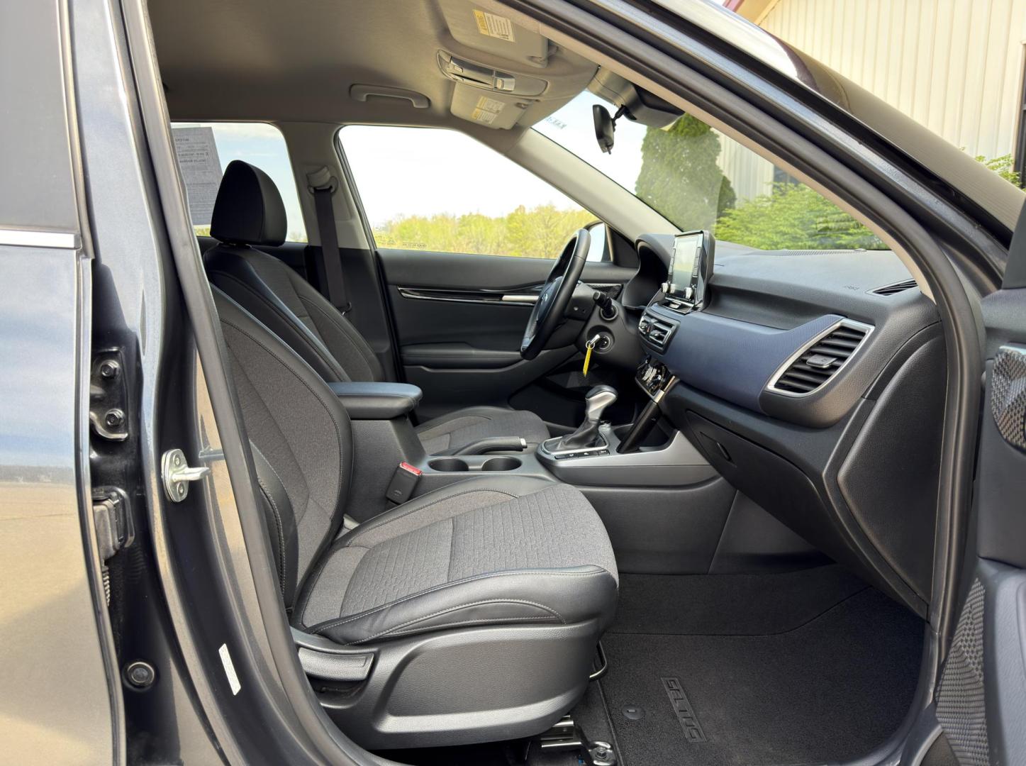 2021 GRAY /Black KIA SELTOS S (KNDEUCAA9M7) with an 2.0L 4 Cyl. engine, Continuously Variable transmission, located at 2990 Old Orchard Rd., Jackson, MO, 63755, 37.354214, -89.612106 - 2021 Kia Seltos S 72xxx miles All Wheel Drive 2.0L 4 Cyl. Automatic Backup Camera Heated Seats Bluetooth Cruise Power Windows/Locks/Mirrors We have financing available and we accept trades! Fill out a credit application on our website or come by today! If you have any questions, give us a - Photo#14