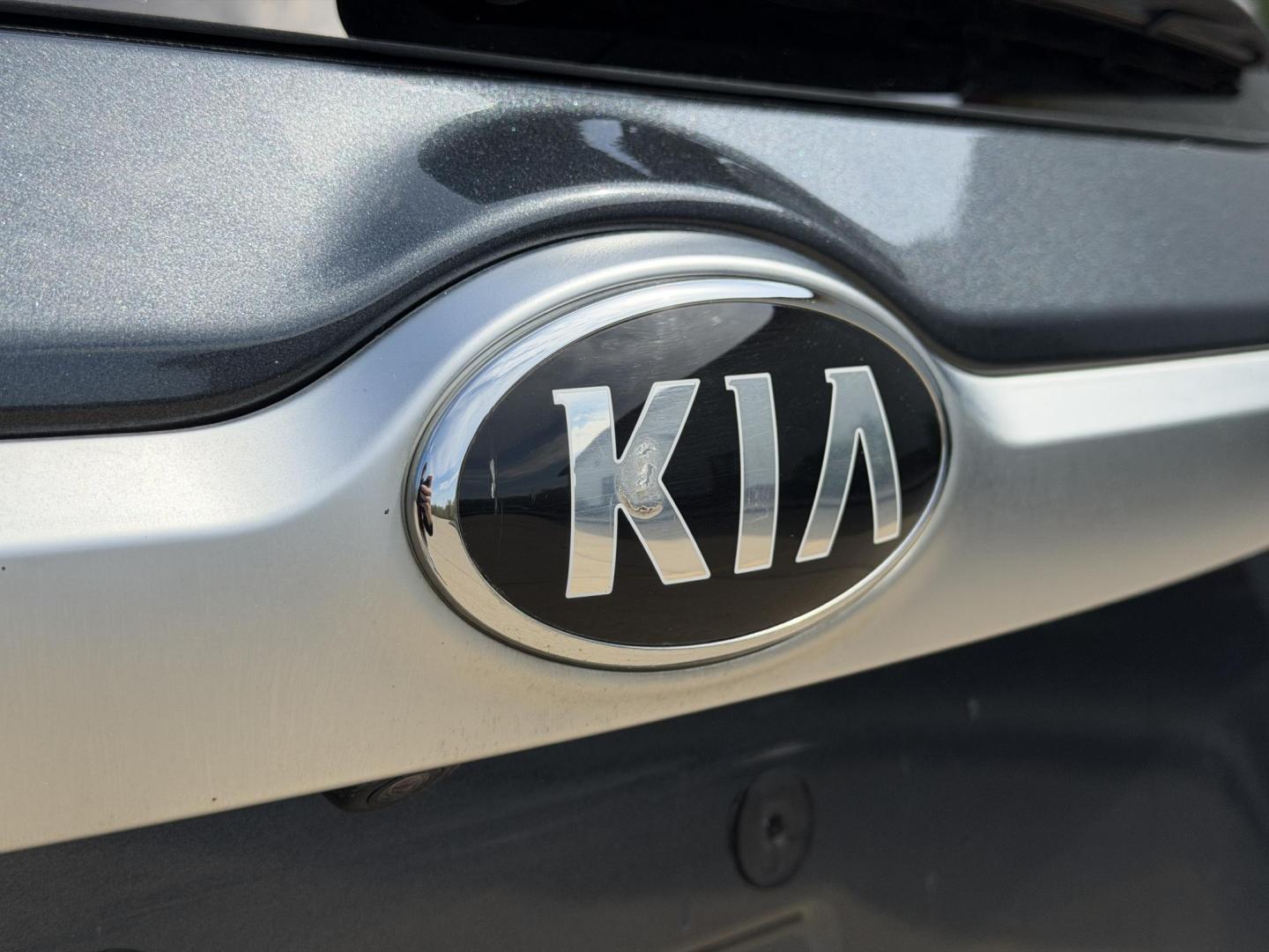 2021 GRAY /Black KIA SELTOS S (KNDEUCAA9M7) with an 2.0L 4 Cyl. engine, Continuously Variable transmission, located at 2990 Old Orchard Rd., Jackson, MO, 63755, 37.354214, -89.612106 - 2021 Kia Seltos S 72xxx miles All Wheel Drive 2.0L 4 Cyl. Automatic Backup Camera Heated Seats Bluetooth Cruise Power Windows/Locks/Mirrors We have financing available and we accept trades! Fill out a credit application on our website or come by today! If you have any questions, give us a - Photo#39