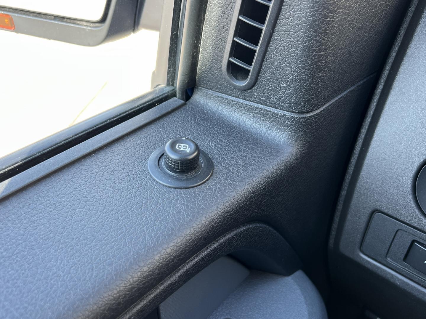 2012 BLUE /Gray Cloth FORD F150 XLT (1FTFW1ET6CK) with an 3.5L V6 engine, Automatic transmission, located at 2990 Old Orchard Rd., Jackson, MO, 63755, 37.354214, -89.612106 - 2012 Ford F-150 XLT 108xxx miles 4x4 3.5L V6 Automatic Power Driver Seat Cruise Power Windows/Locks/Mirrors We have financing available and we accept trades! Fill out a credit application on our website or come by today! If you have any questions, give us a call at (573) 204-7777 or visit o - Photo#28