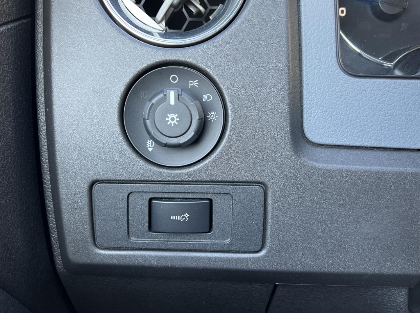 2012 BLUE /Gray Cloth FORD F150 XLT (1FTFW1ET6CK) with an 3.5L V6 engine, Automatic transmission, located at 2990 Old Orchard Rd., Jackson, MO, 63755, 37.354214, -89.612106 - 2012 Ford F-150 XLT 108xxx miles 4x4 3.5L V6 Automatic Power Driver Seat Cruise Power Windows/Locks/Mirrors We have financing available and we accept trades! Fill out a credit application on our website or come by today! If you have any questions, give us a call at (573) 204-7777 or visit o - Photo#29