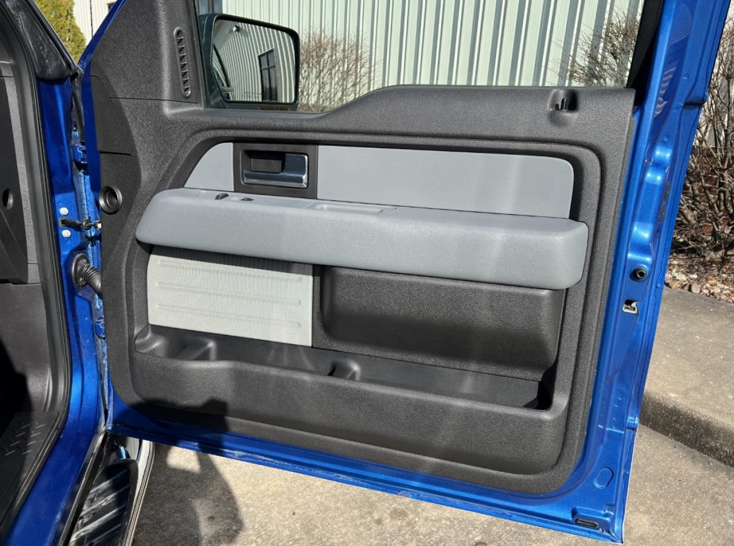 2012 BLUE /Gray Cloth FORD F150 XLT (1FTFW1ET6CK) with an 3.5L V6 engine, Automatic transmission, located at 2990 Old Orchard Rd., Jackson, MO, 63755, 37.354214, -89.612106 - 2012 Ford F-150 XLT 108xxx miles 4x4 3.5L V6 Automatic Power Driver Seat Cruise Power Windows/Locks/Mirrors We have financing available and we accept trades! Fill out a credit application on our website or come by today! If you have any questions, give us a call at (573) 204-7777 or visit o - Photo#13