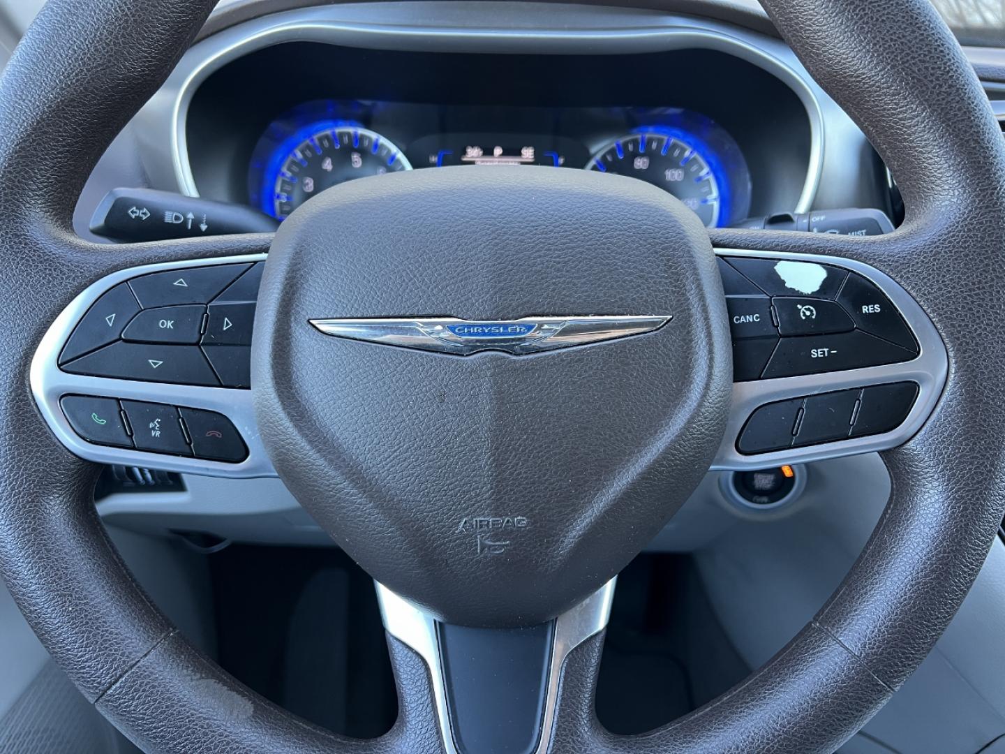 2021 WHITE /Gray Cloth CHRYSLER VOYAGER LX (2C4RC1CG5MR) with an 3.6L V6 engine, Automatic transmission, located at 2990 Old Orchard Rd., Jackson, MO, 63755, 37.354214, -89.612106 - 2021 Chrysler Voyager LX 1-Owner 97xxx miles Front Wheel Drive 3.6L V6 Automatic 3rd Row Backup Camera Power Driver Seat Stow 'N Go Bluetooth Cruise Power Windows/Locks/Mirrors We have financing available and we accept trades! Fill out a credit application on our website or come by toda - Photo#22