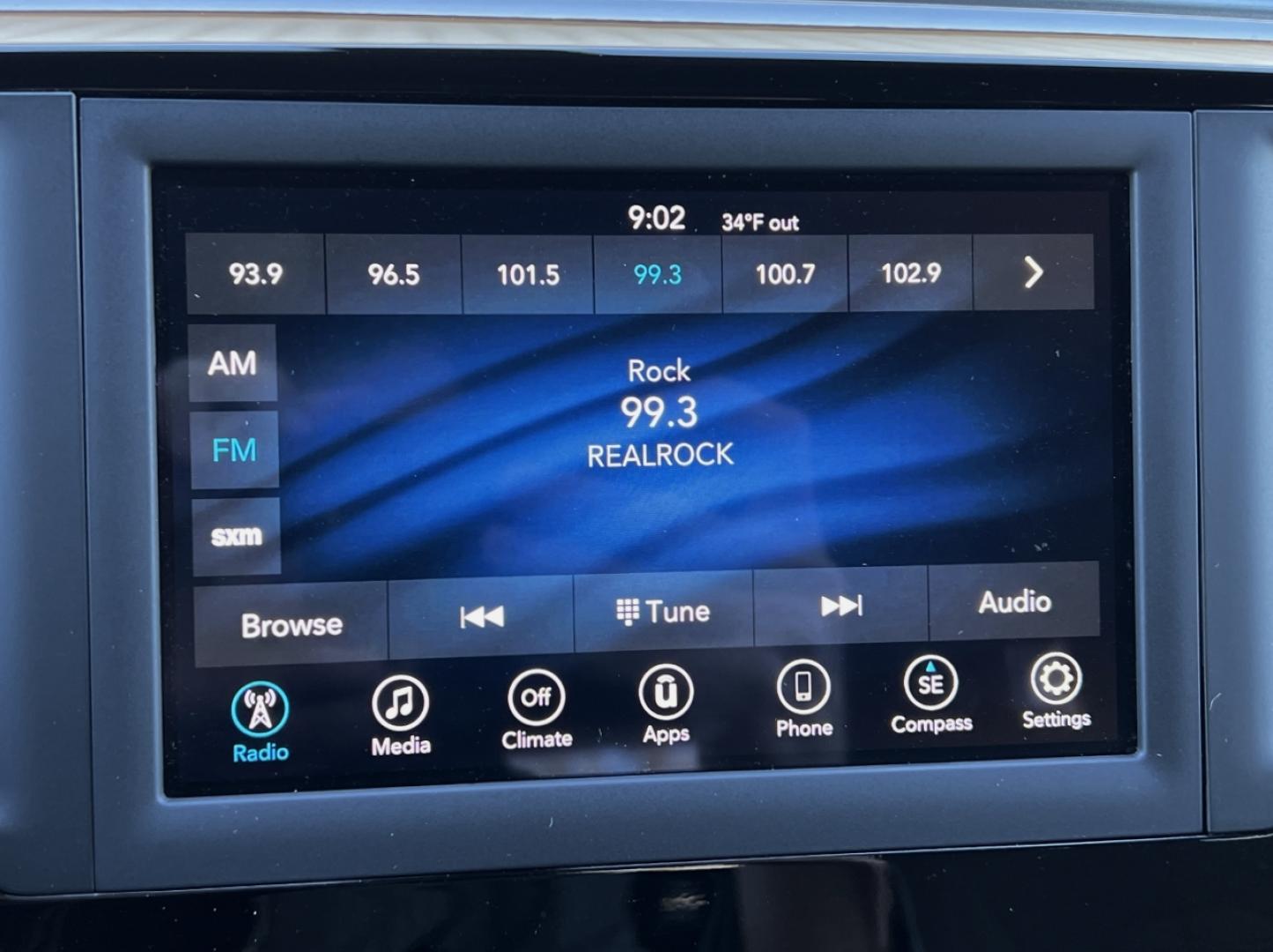 2021 WHITE /Gray Cloth CHRYSLER VOYAGER LX (2C4RC1CG5MR) with an 3.6L V6 engine, Automatic transmission, located at 2990 Old Orchard Rd., Jackson, MO, 63755, 37.354214, -89.612106 - 2021 Chrysler Voyager LX 1-Owner 97xxx miles Front Wheel Drive 3.6L V6 Automatic 3rd Row Backup Camera Power Driver Seat Stow 'N Go Bluetooth Cruise Power Windows/Locks/Mirrors We have financing available and we accept trades! Fill out a credit application on our website or come by toda - Photo#25