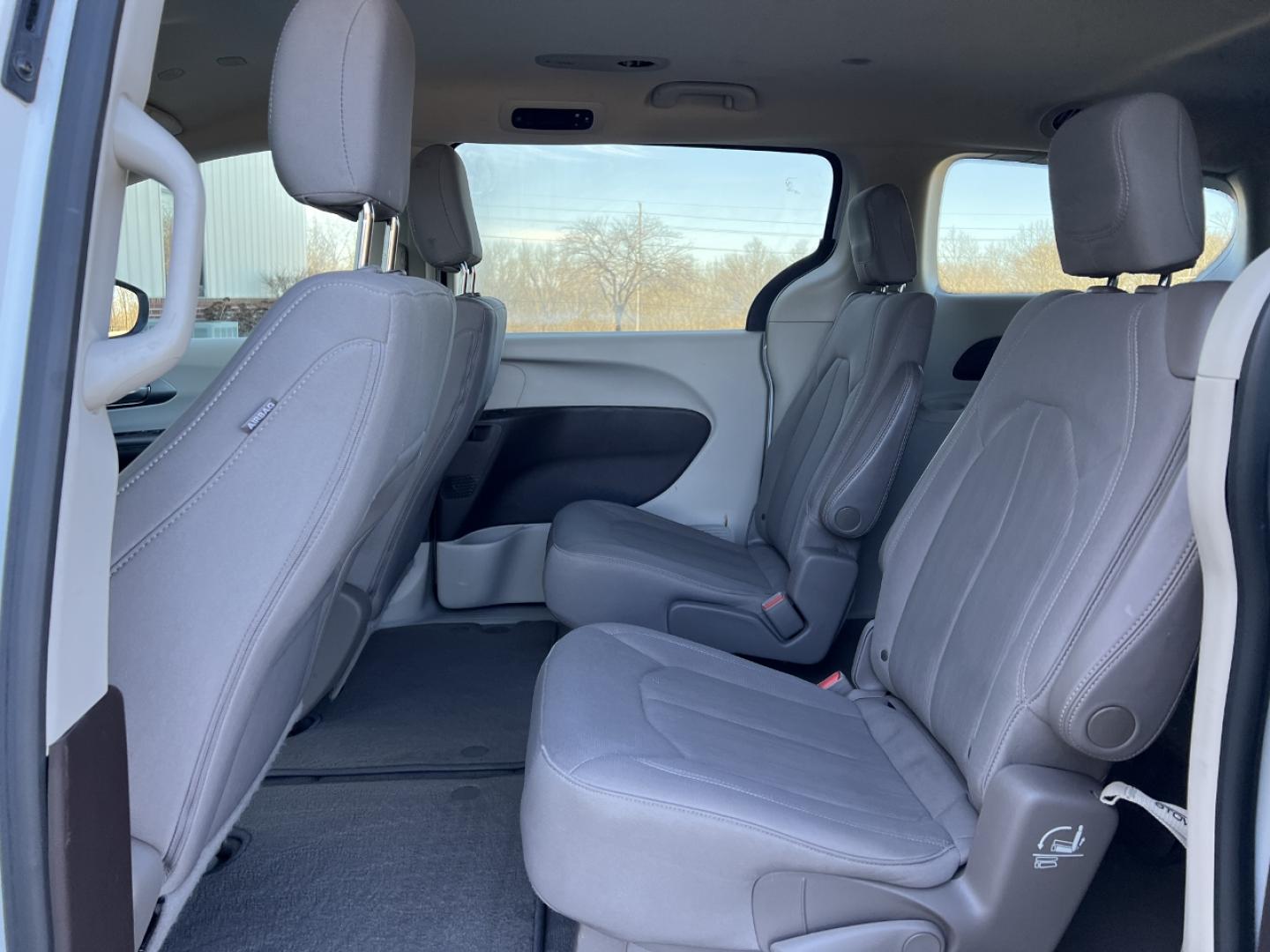 2021 WHITE /Gray Cloth CHRYSLER VOYAGER LX (2C4RC1CG5MR) with an 3.6L V6 engine, Automatic transmission, located at 2990 Old Orchard Rd., Jackson, MO, 63755, 37.354214, -89.612106 - 2021 Chrysler Voyager LX 1-Owner 97xxx miles Front Wheel Drive 3.6L V6 Automatic 3rd Row Backup Camera Power Driver Seat Stow 'N Go Bluetooth Cruise Power Windows/Locks/Mirrors We have financing available and we accept trades! Fill out a credit application on our website or come by toda - Photo#16