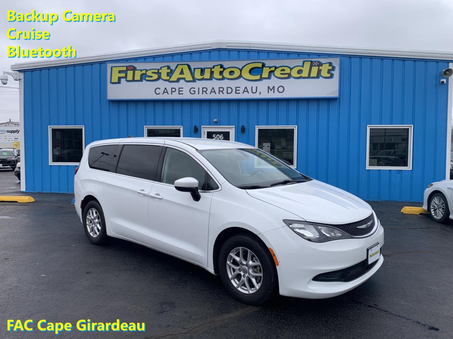 2021 WHITE /Gray Cloth CHRYSLER VOYAGER LX (2C4RC1CG5MR) with an 3.6L V6 engine, Automatic transmission, located at 506 S. Kingshighway, Cape Girardeau, MO, 63703, (573) 235-5000, 37.294991, -89.553635 - 2021 Chrysler Voyager LX 1-Owner 97xxx miles Front Wheel Drive 3.6L V6 Automatic 3rd Row Backup Camera Power Driver Seat Stow 'N Go Bluetooth Cruise Power Windows/Locks/Mirrors We have financing available and we accept trades! Fill out a credit application on our website or come by to - Photo#0