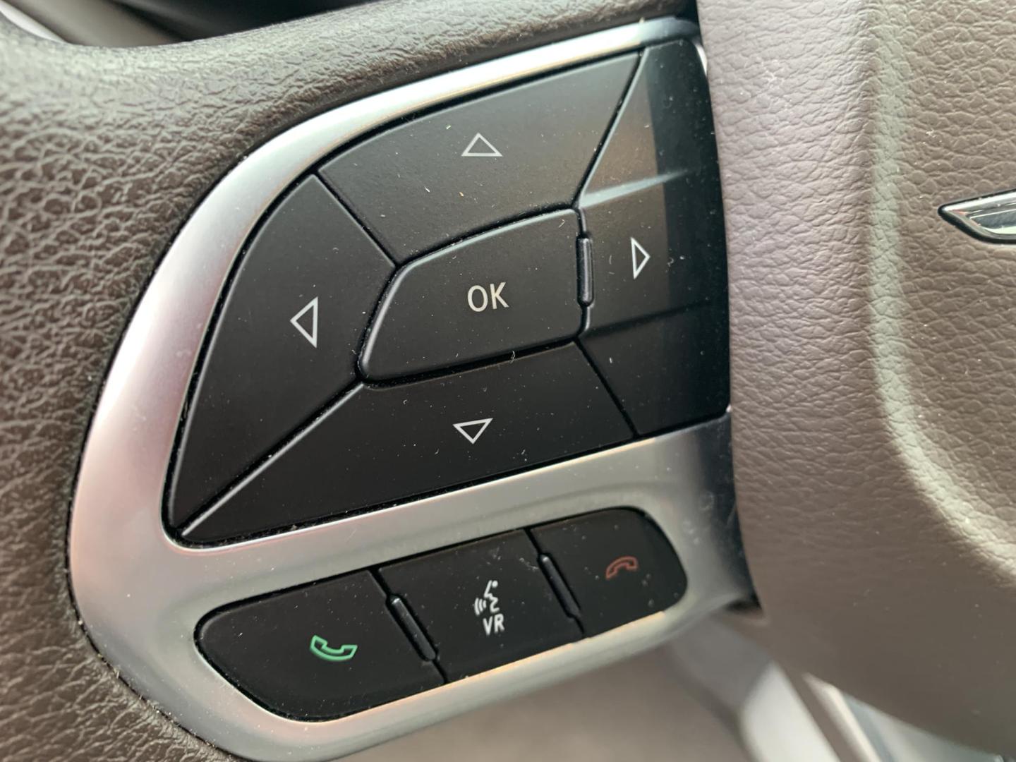 2021 WHITE /Gray Cloth CHRYSLER VOYAGER LX (2C4RC1CG5MR) with an 3.6L V6 engine, Automatic transmission, located at 506 S. Kingshighway, Cape Girardeau, MO, 63703, (573) 235-5000, 37.294991, -89.553635 - 2021 Chrysler Voyager LX 1-Owner 97xxx miles Front Wheel Drive 3.6L V6 Automatic 3rd Row Backup Camera Power Driver Seat Stow 'N Go Bluetooth Cruise Power Windows/Locks/Mirrors We have financing available and we accept trades! Fill out a credit application on our website or come by to - Photo#17