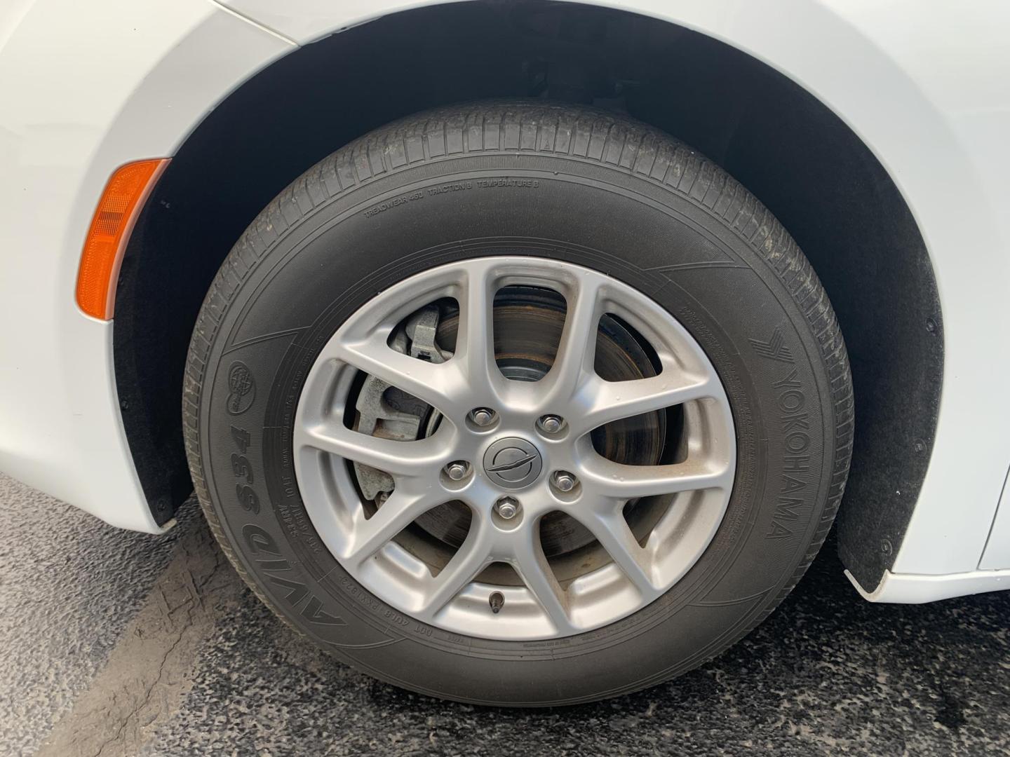 2021 WHITE /Gray Cloth CHRYSLER VOYAGER LX (2C4RC1CG5MR) with an 3.6L V6 engine, Automatic transmission, located at 506 S. Kingshighway, Cape Girardeau, MO, 63703, (573) 235-5000, 37.294991, -89.553635 - 2021 Chrysler Voyager LX 1-Owner 97xxx miles Front Wheel Drive 3.6L V6 Automatic 3rd Row Backup Camera Power Driver Seat Stow 'N Go Bluetooth Cruise Power Windows/Locks/Mirrors We have financing available and we accept trades! Fill out a credit application on our website or come by to - Photo#30