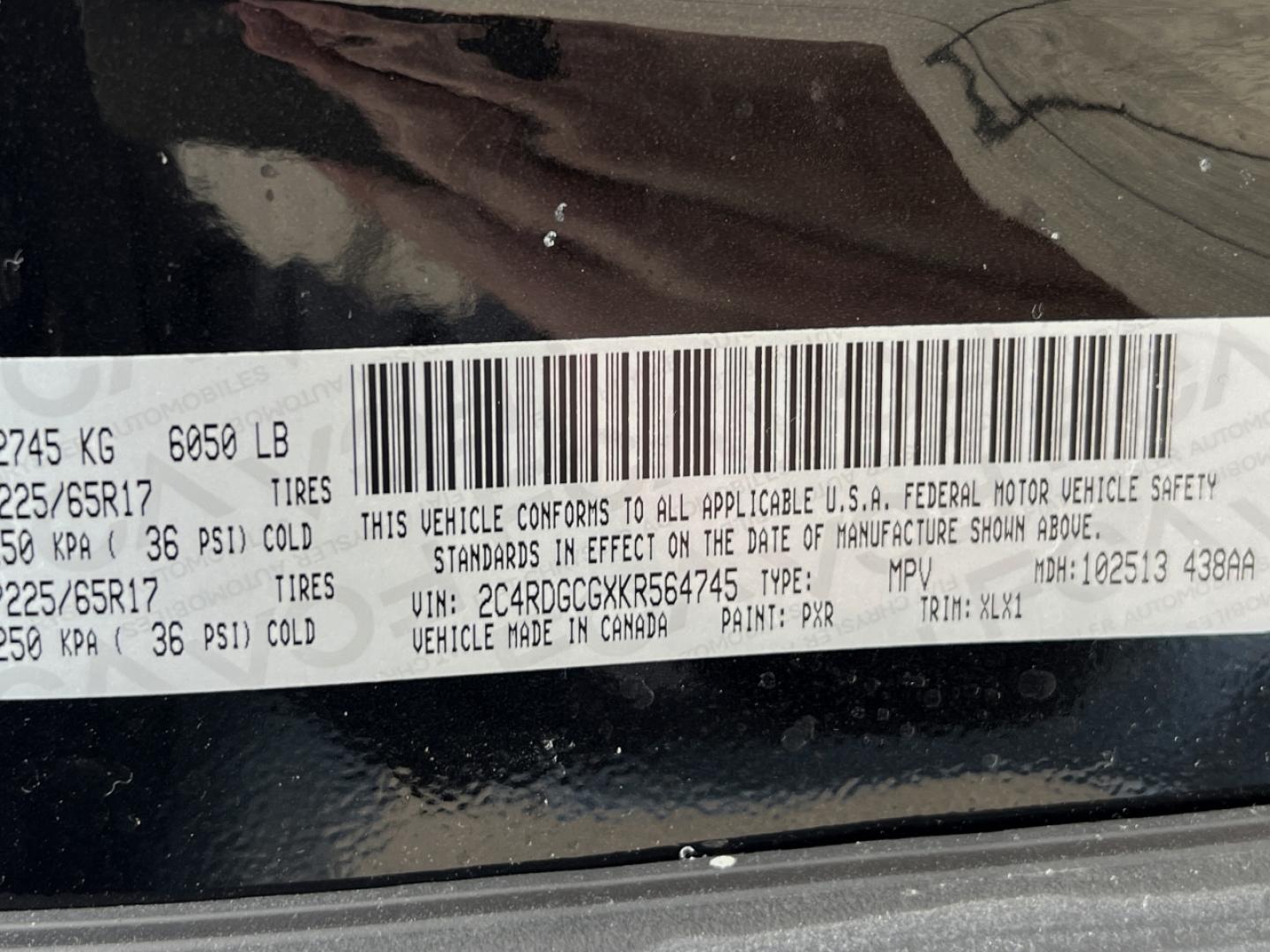 2019 BLACK /Black Leather/Suede DODGE GRAND CARAVAN SXT (2C4RDGCGXKR) with an 3.6L V6 engine, Automatic transmission, located at 2990 Old Orchard Rd., Jackson, MO, 63755, 37.354214, -89.612106 - 2019 Dodge Grand Caravan SXT 92xxx miles Front Wheel Drive 3.6L V6 Automatic 3rd Row Stow 'N Go Backup Camera Power Driver Seat Bluetooth Cruise Remote Start Power Windows/Locks/Mirrors We have financing available and we accept trades! Fill out a credit application on our website or com - Photo#43