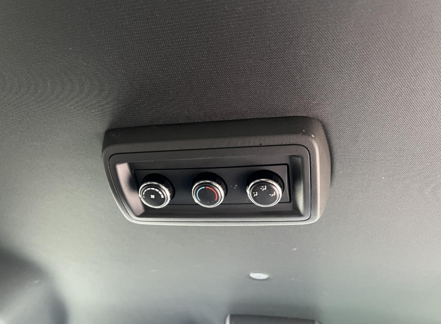 2019 BLACK /Black Leather/Suede DODGE GRAND CARAVAN SXT (2C4RDGCGXKR) with an 3.6L V6 engine, Automatic transmission, located at 2990 Old Orchard Rd., Jackson, MO, 63755, 37.354214, -89.612106 - 2019 Dodge Grand Caravan SXT 92xxx miles Front Wheel Drive 3.6L V6 Automatic 3rd Row Stow 'N Go Backup Camera Power Driver Seat Bluetooth Cruise Remote Start Power Windows/Locks/Mirrors We have financing available and we accept trades! Fill out a credit application on our website or com - Photo#31