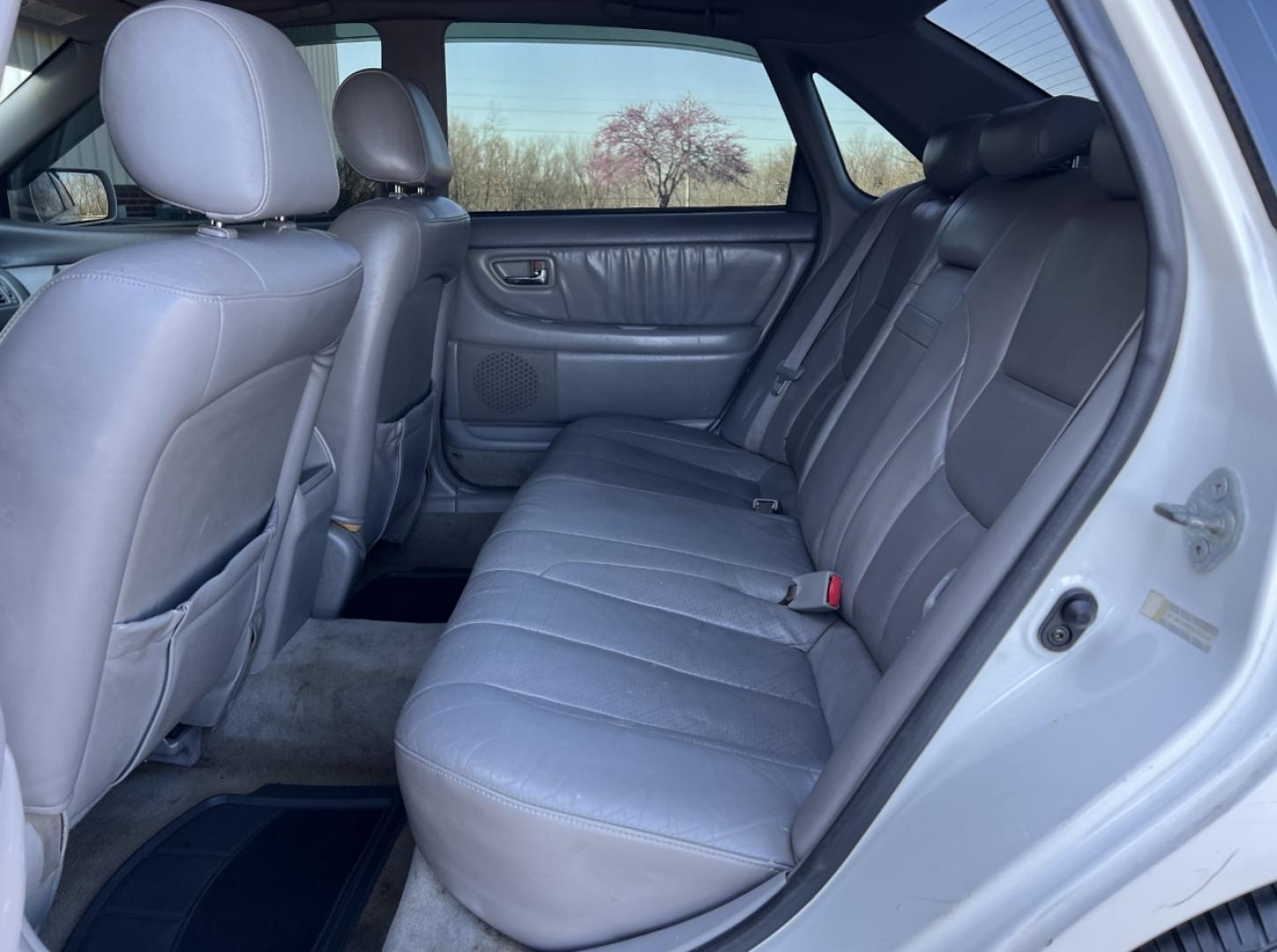 2003 WHITE /Gray Leather TOYOTA AVALON XL (4T1BF28B53U) with an 3.0L V6 engine, Automatic transmission, located at 2990 Old Orchard Rd., Jackson, MO, 63755, 37.354214, -89.612106 - 2003 Toyota Avalon XL 132xxx miles Front Wheel Drive 3.0L V6 Automatic Leather Power Seats Sunroof Cruise Power Windows/Locks/Mirrors We have financing available and we accept trades! Fill out a credit application on our website or come by today! If you have any questions, give us a call - Photo#15