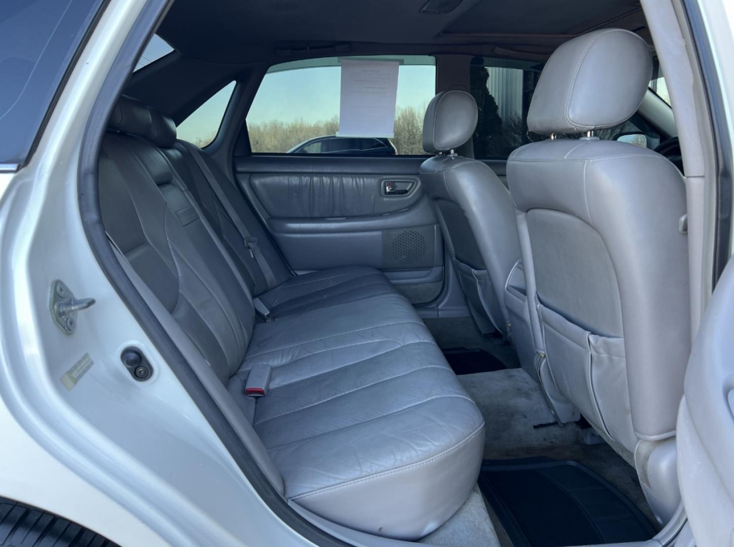2003 WHITE /Gray Leather TOYOTA AVALON XL (4T1BF28B53U) with an 3.0L V6 engine, Automatic transmission, located at 2990 Old Orchard Rd., Jackson, MO, 63755, 37.354214, -89.612106 - 2003 Toyota Avalon XL 132xxx miles Front Wheel Drive 3.0L V6 Automatic Leather Power Seats Sunroof Cruise Power Windows/Locks/Mirrors We have financing available and we accept trades! Fill out a credit application on our website or come by today! If you have any questions, give us a call - Photo#16