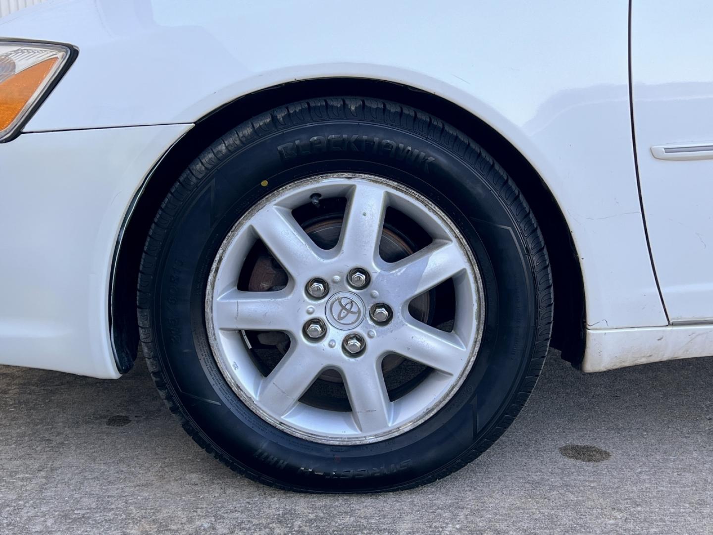 2003 WHITE /Gray Leather TOYOTA AVALON XL (4T1BF28B53U) with an 3.0L V6 engine, Automatic transmission, located at 2990 Old Orchard Rd., Jackson, MO, 63755, 37.354214, -89.612106 - 2003 Toyota Avalon XL 132xxx miles Front Wheel Drive 3.0L V6 Automatic Leather Power Seats Sunroof Cruise Power Windows/Locks/Mirrors We have financing available and we accept trades! Fill out a credit application on our website or come by today! If you have any questions, give us a call - Photo#30
