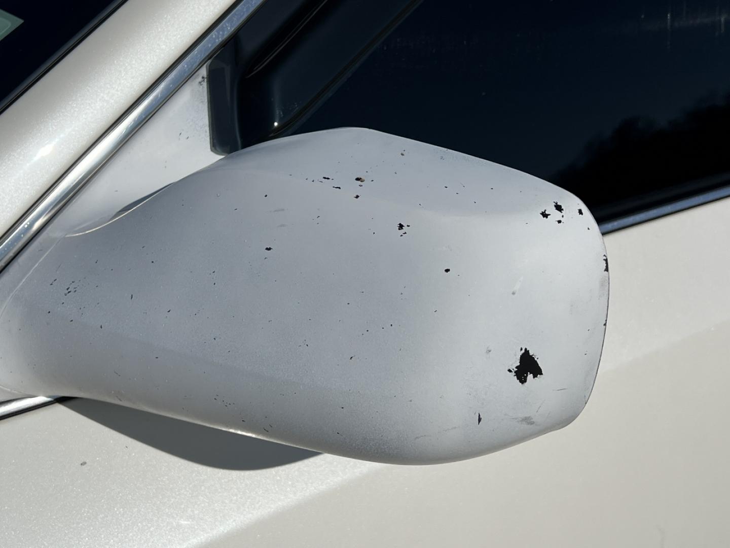 2003 WHITE /Gray Leather TOYOTA AVALON XL (4T1BF28B53U) with an 3.0L V6 engine, Automatic transmission, located at 2990 Old Orchard Rd., Jackson, MO, 63755, 37.354214, -89.612106 - 2003 Toyota Avalon XL 132xxx miles Front Wheel Drive 3.0L V6 Automatic Leather Power Seats Sunroof Cruise Power Windows/Locks/Mirrors We have financing available and we accept trades! Fill out a credit application on our website or come by today! If you have any questions, give us a call - Photo#43