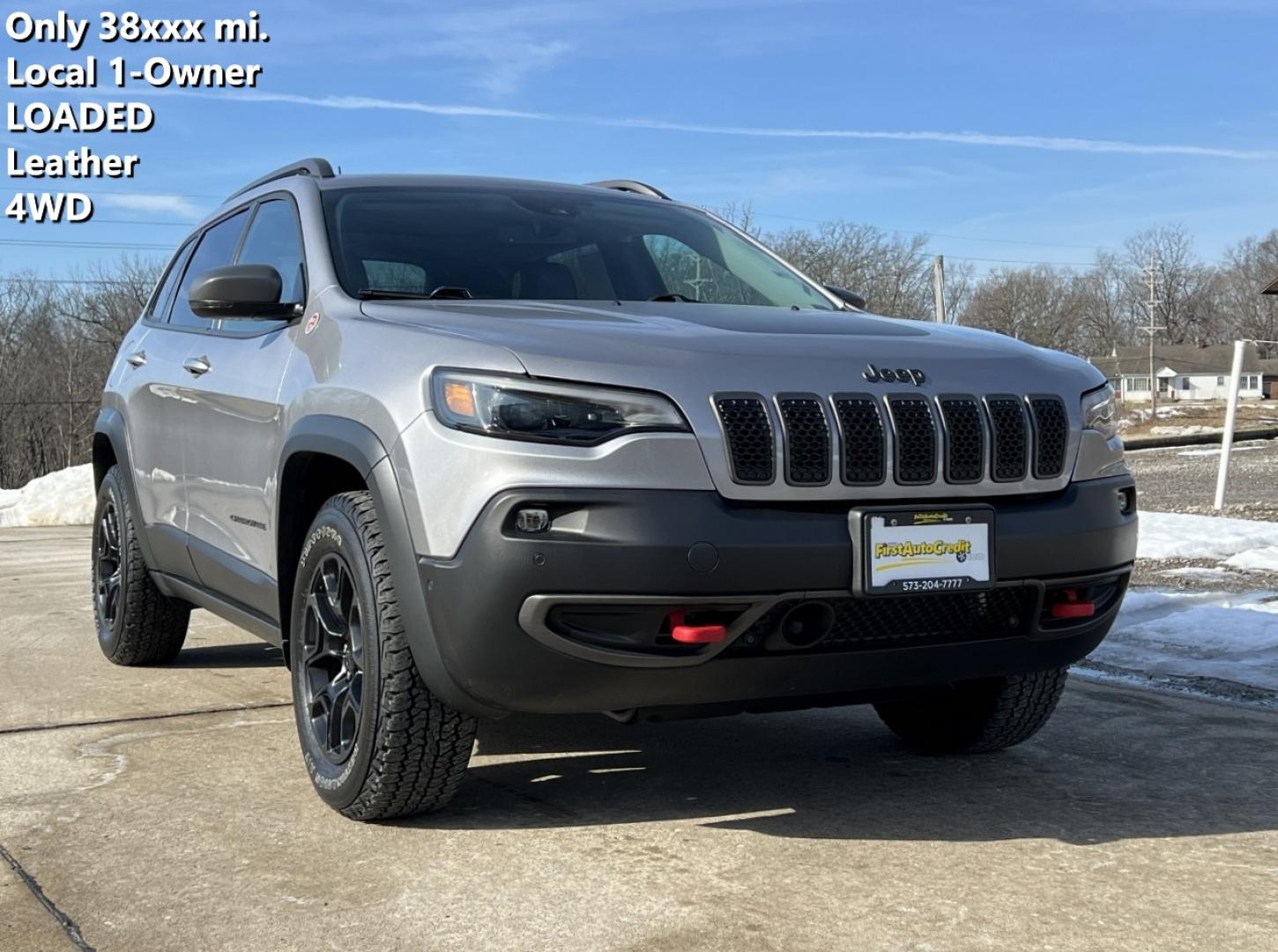 2021 GREY /Black Leather JEEP CHEROKEE TRAILHAWK (1C4PJMBX8MD) with an 3.2L V6 engine, Automatic transmission, located at 2990 Old Orchard Rd., Jackson, MO, 63755, 37.354214, -89.612106 - 2021 Jeep Trailhawk Local 1-Owner Only 38xxx miles 4 Wheel Drive 3.2L V6 Automatic Leather Navigation Power/Heated Seats Heated Steering Wheel Backup Camera Sunroof Bluetooth Remote Start Cruise Power Windows/Locks/Mirrors We have financing available and we accept trades! Fill out a - Photo#0