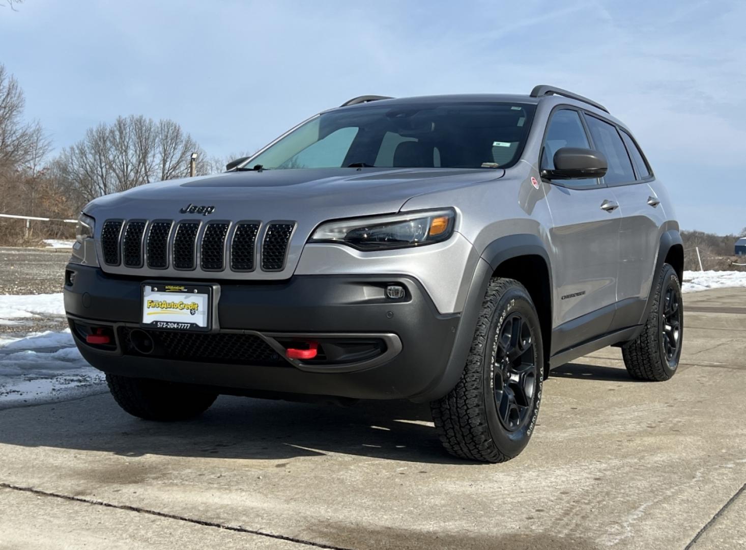 2021 GREY /Black Leather JEEP CHEROKEE TRAILHAWK (1C4PJMBX8MD) with an 3.2L V6 engine, Automatic transmission, located at 2990 Old Orchard Rd., Jackson, MO, 63755, 37.354214, -89.612106 - 2021 Jeep Trailhawk Local 1-Owner Only 38xxx miles 4 Wheel Drive 3.2L V6 Automatic Leather Navigation Power/Heated Seats Heated Steering Wheel Backup Camera Sunroof Bluetooth Remote Start Cruise Power Windows/Locks/Mirrors We have financing available and we accept trades! Fill out a - Photo#9