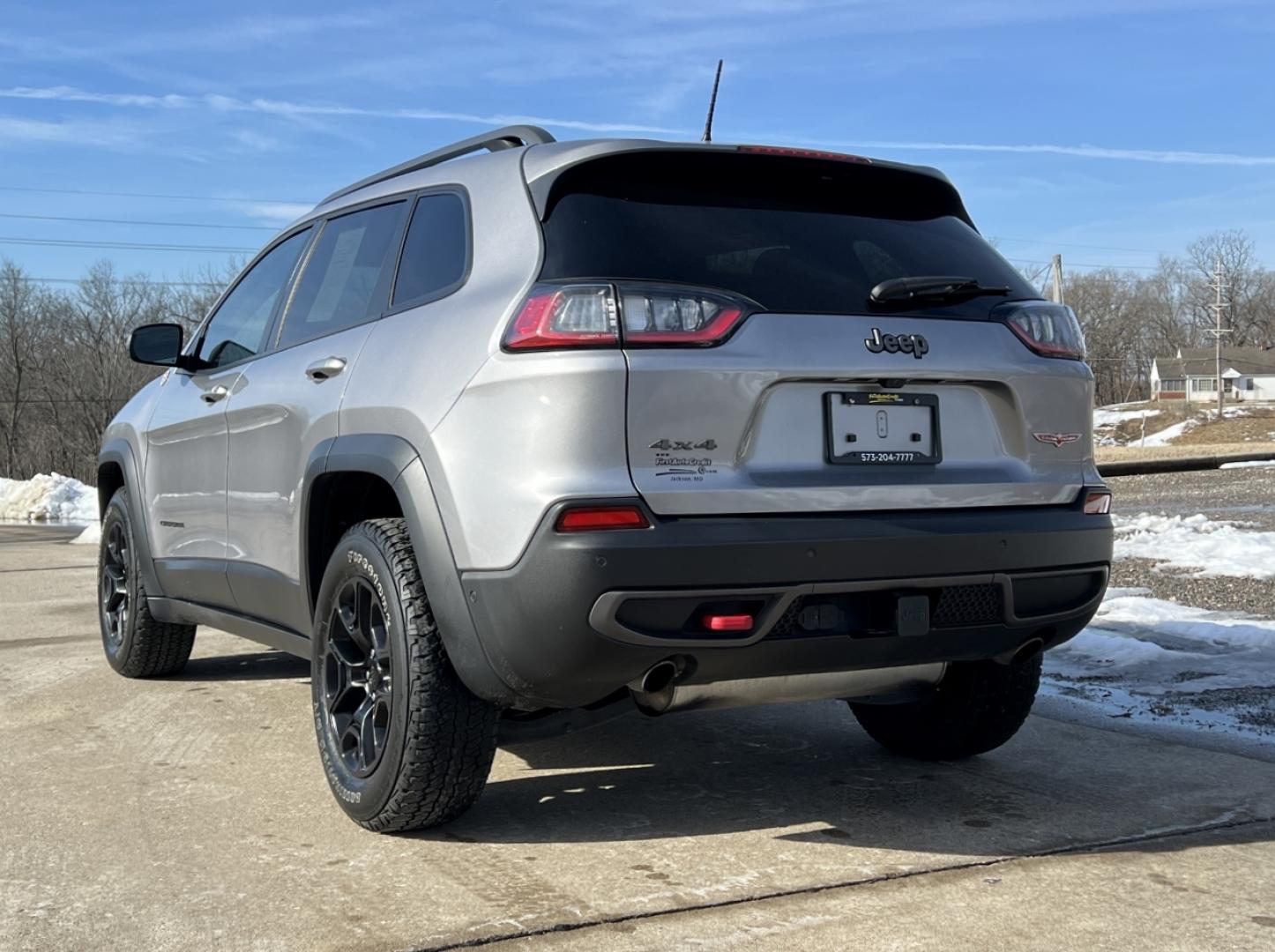 2021 GREY /Black Leather JEEP CHEROKEE TRAILHAWK (1C4PJMBX8MD) with an 3.2L V6 engine, Automatic transmission, located at 2990 Old Orchard Rd., Jackson, MO, 63755, 37.354214, -89.612106 - 2021 Jeep Trailhawk Local 1-Owner Only 38xxx miles 4 Wheel Drive 3.2L V6 Automatic Leather Navigation Power/Heated Seats Heated Steering Wheel Backup Camera Sunroof Bluetooth Remote Start Cruise Power Windows/Locks/Mirrors We have financing available and we accept trades! Fill out a - Photo#13