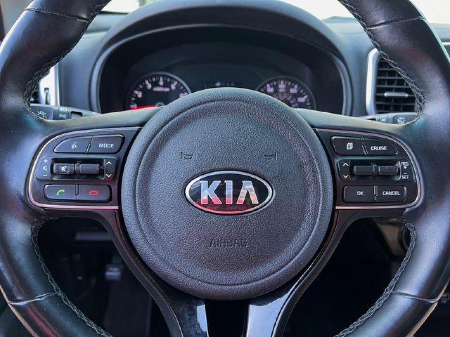 2019 WHITE /Black KIA SPORTAGE EX (KNDPN3AC6K7) with an 2.4L engine, Automatic transmission, located at 2990 Old Orchard Rd., Jackson, MO, 63755, 37.354214, -89.612106 - Photo#25